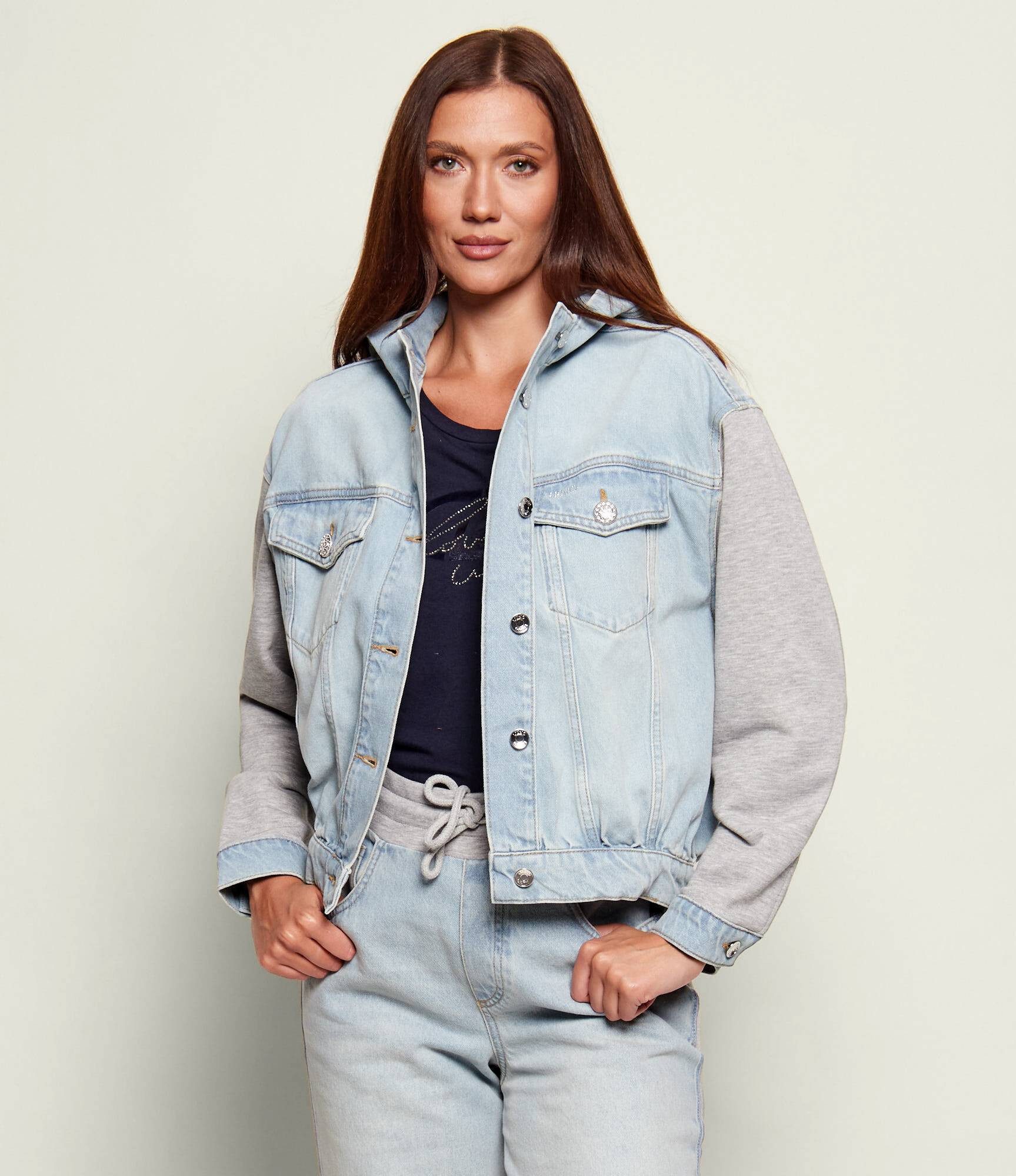 Liu Jo Jeansjacke - Damen Jeansjacke mit Kapuze - Bomberjacke im Denim Look - Loose Fit