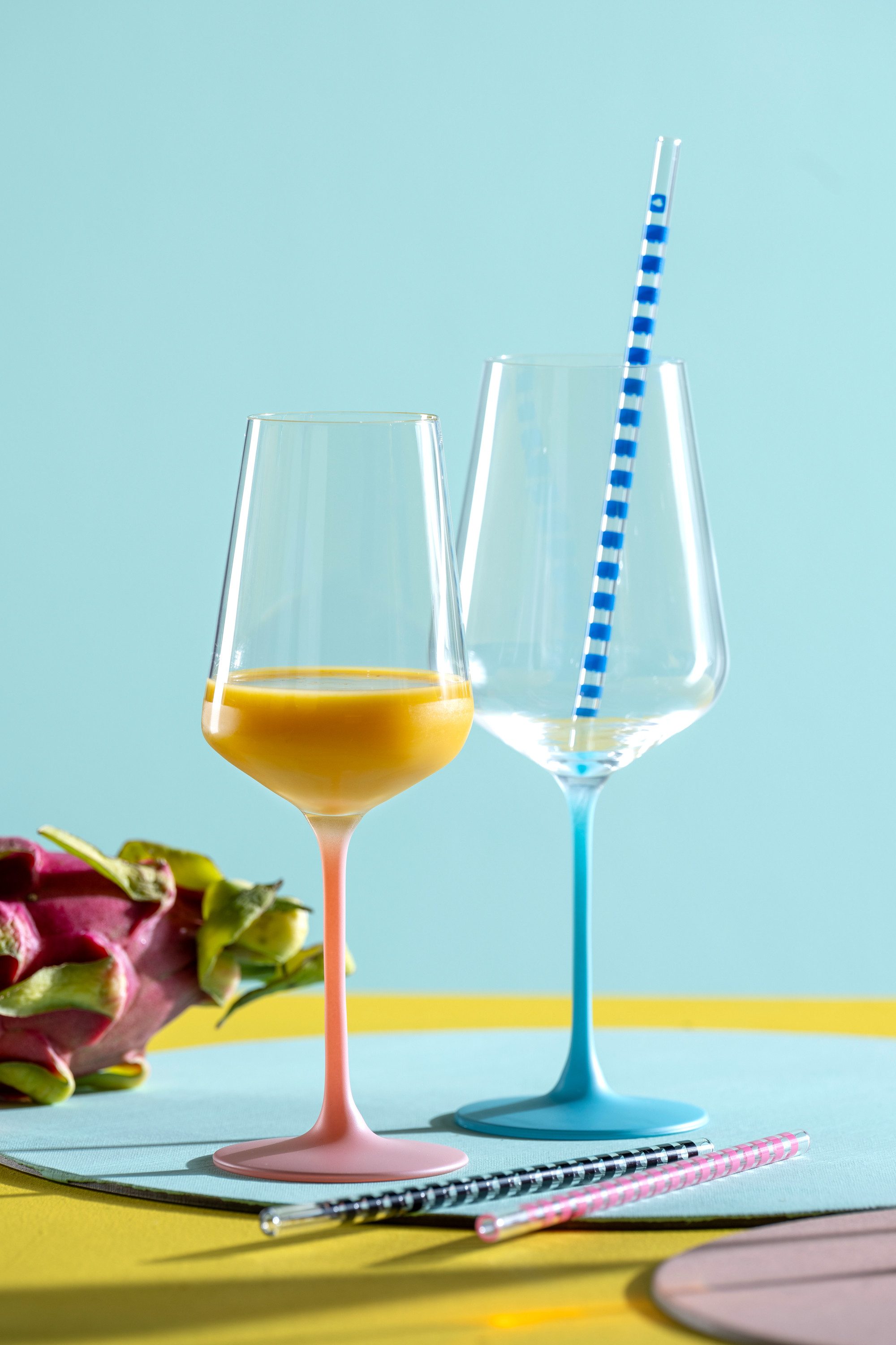 LEONARDO Weinglas Kelchglas BRERA, 400 ml, farbig sortiert, 6er-Set, 6-tlg., Glas, spülmaschinengeeignet