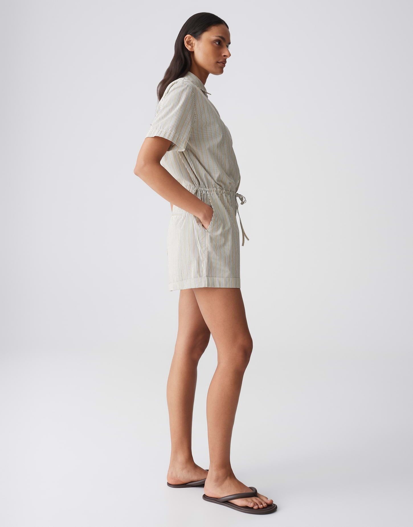 OPUS Jumpsuit Malbah resort Der Aufschlag am Saum wirkt modern und unkompliziert – Bild 5 von 5