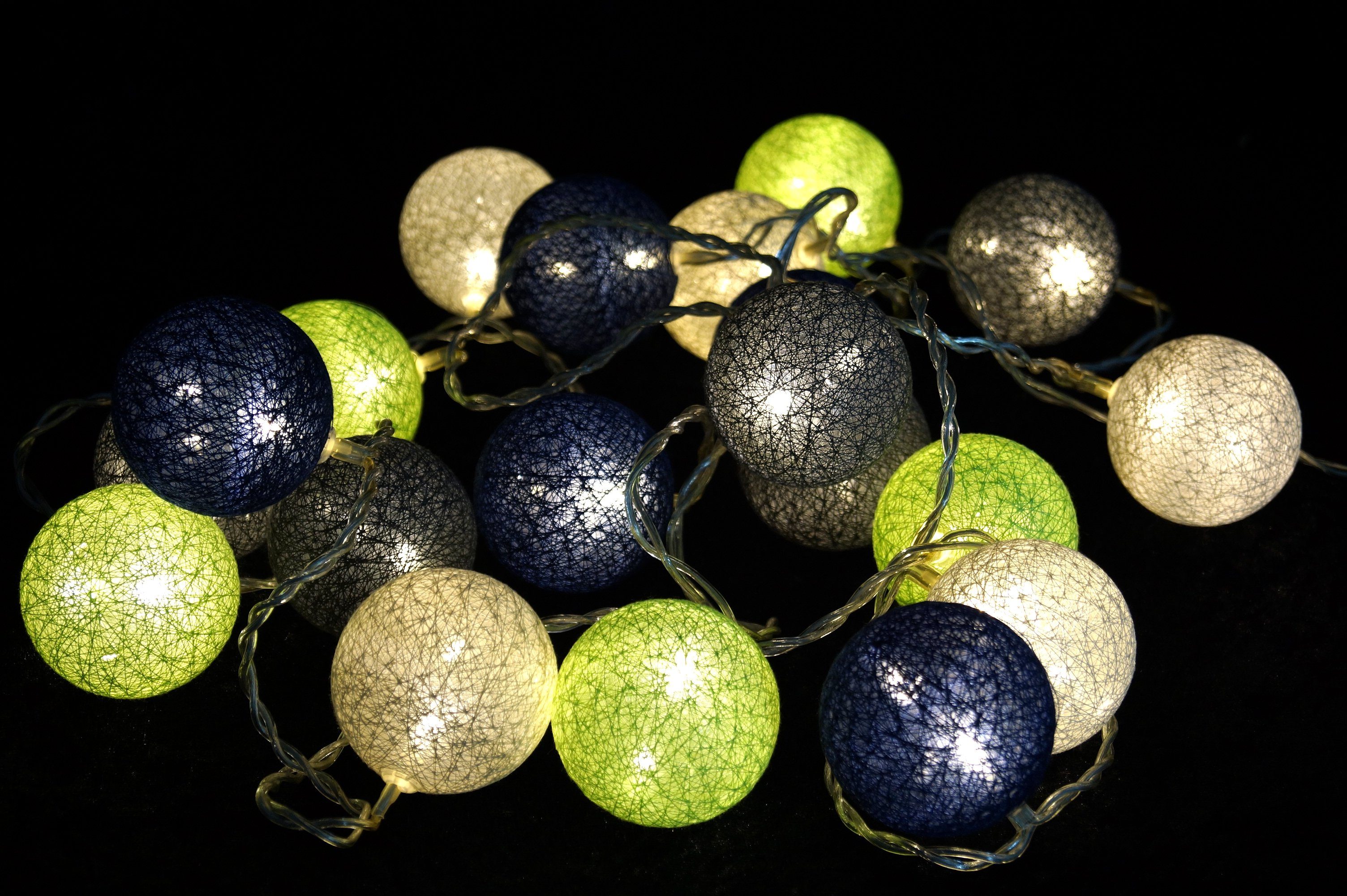 Guru-Shop LED-Lichterkette Stoff Ball Lichterkette, 20`er LED Kugel..