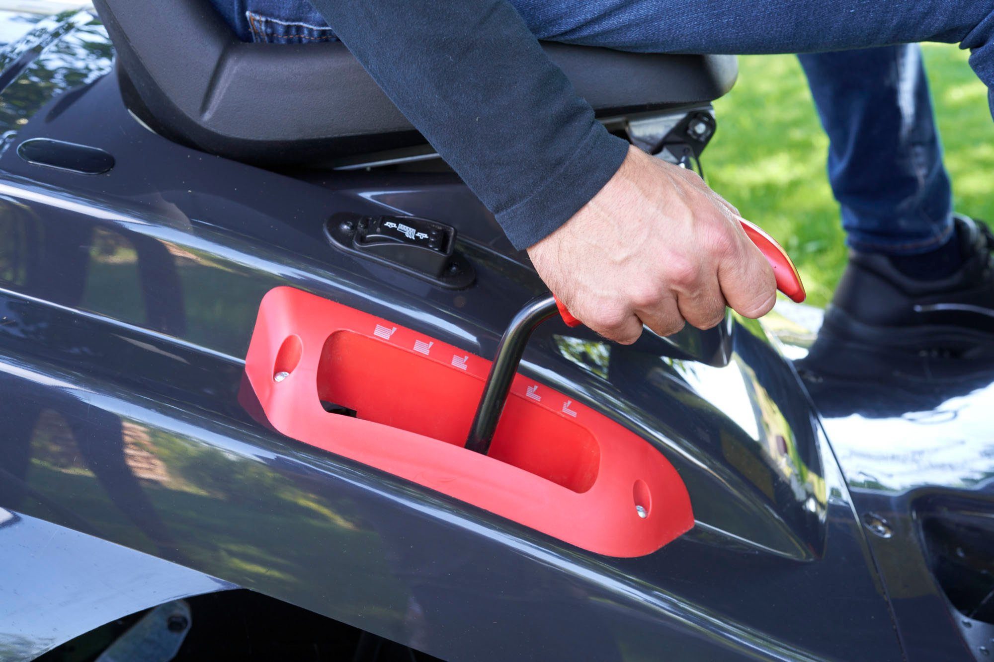 AL-KO Rasentraktor Benzin-Rasentraktor Comfort 18-103.4 HD-A V2, 103 cm Schnittbreite, 2 Zylinder