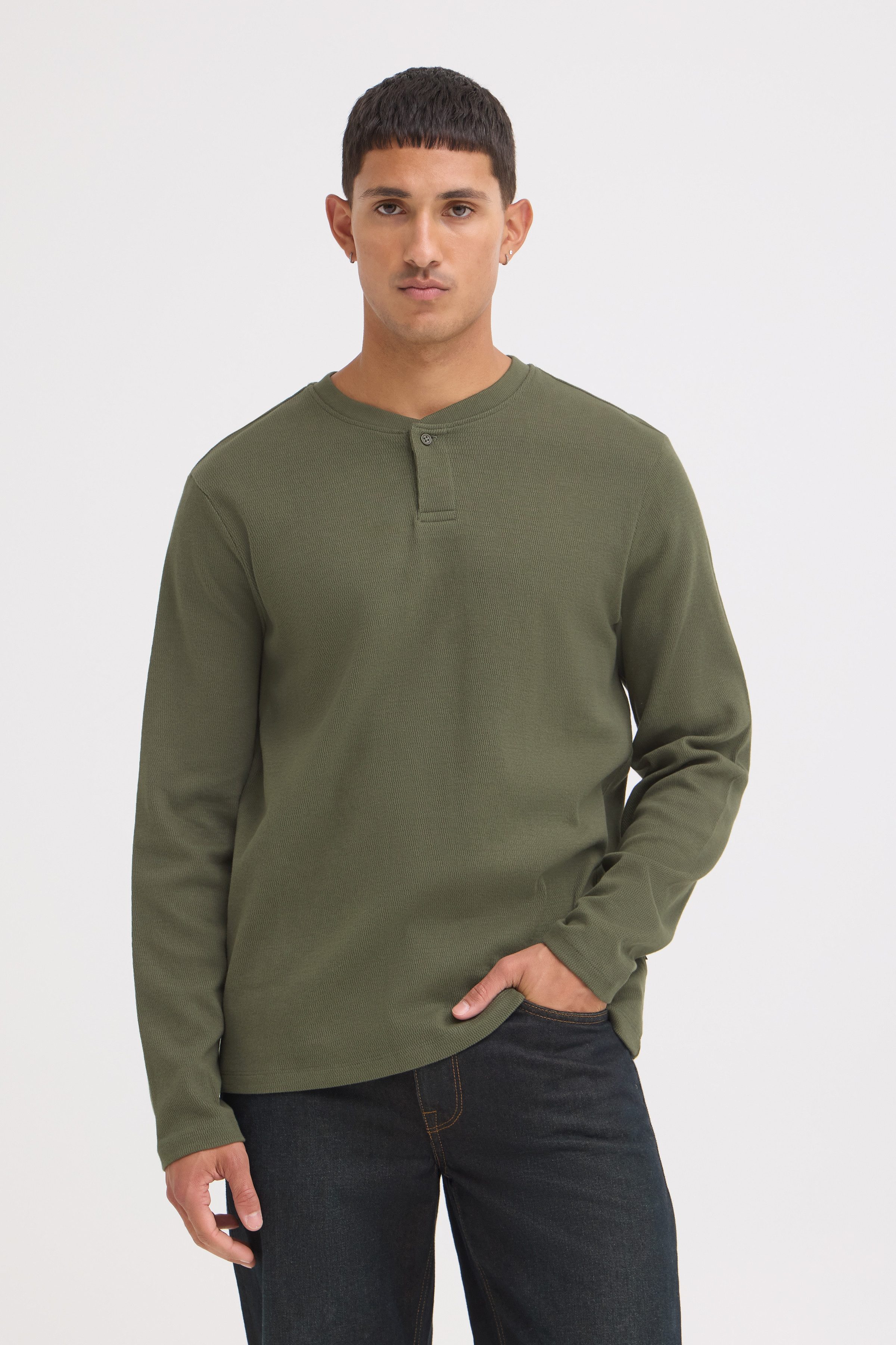Blend Langarmshirt BHLEWIS L/S STRUCTURE GD TEE Baumwollmischung, regular fit
