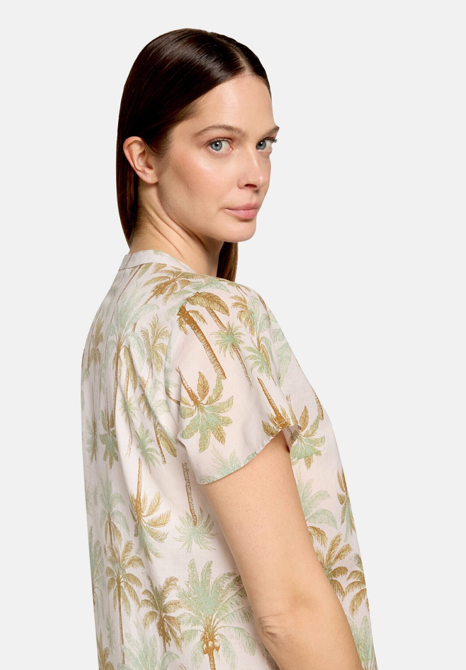 Cartoon Shirtbluse Damen mit Rüschen – Bild 5 von 5