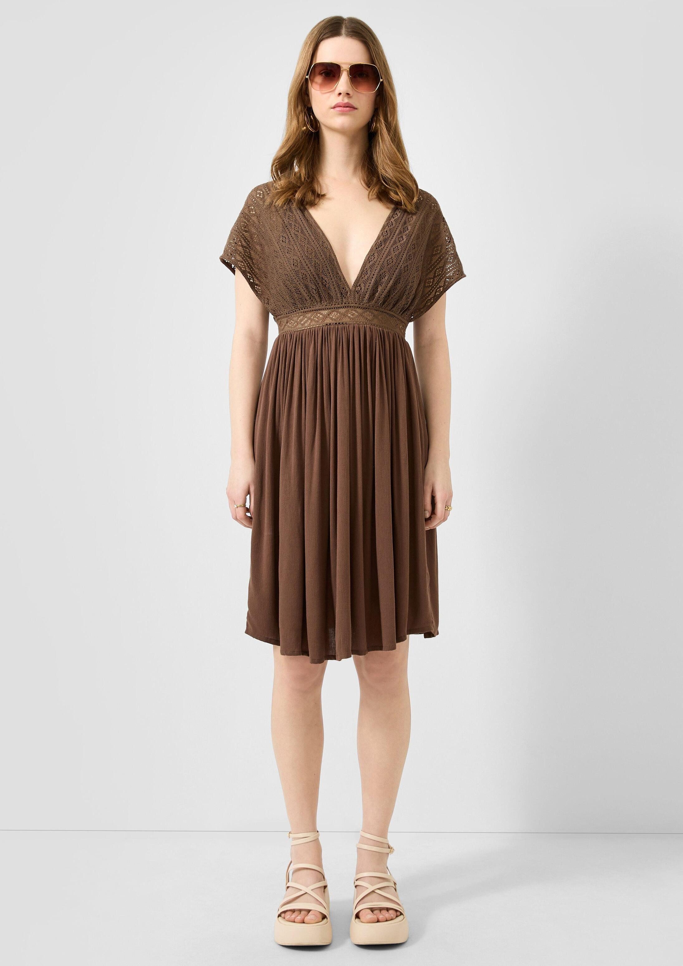 QS Minikleid Kleid Viskosekleid mit Häkelspitze