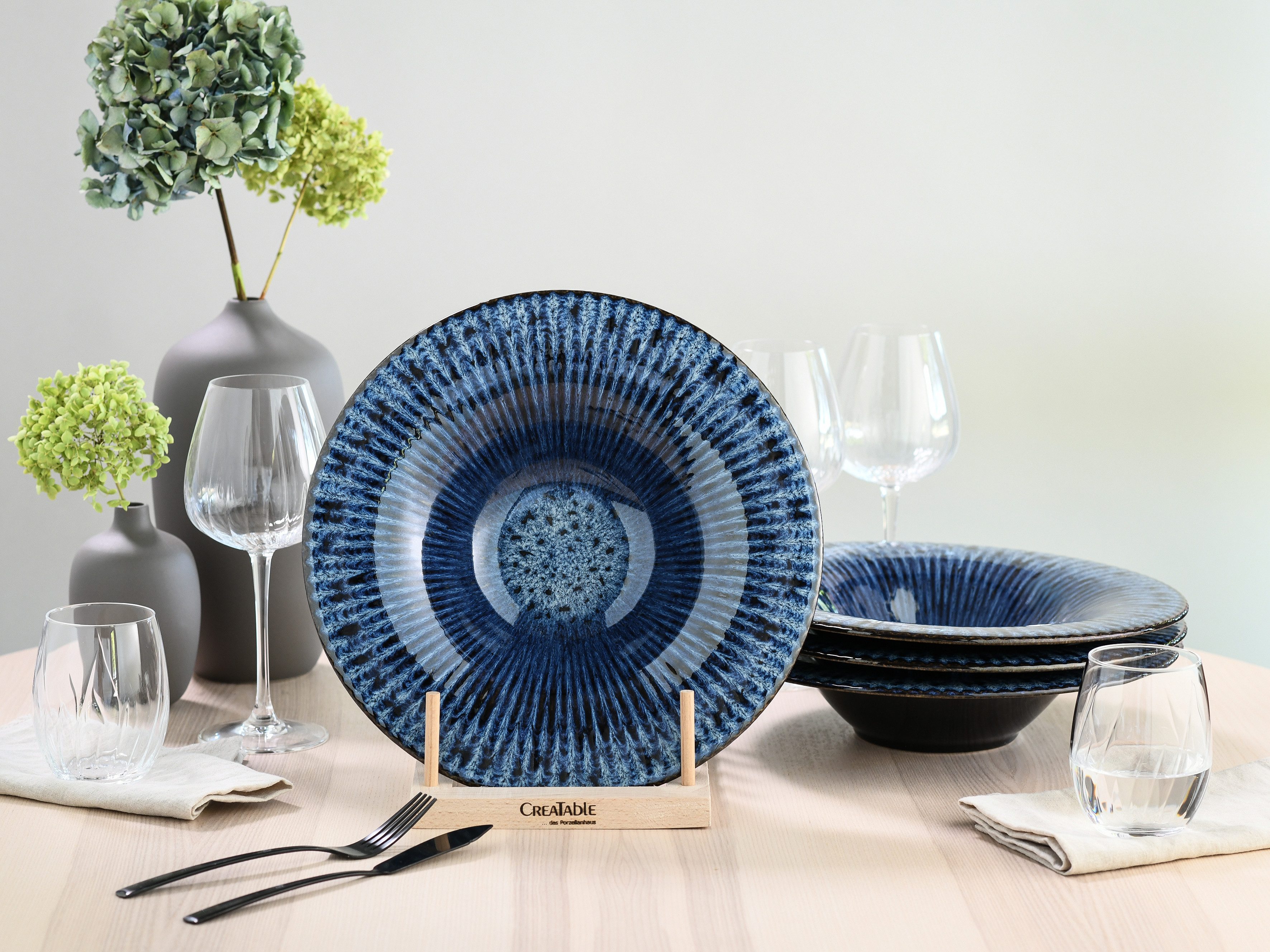 CreaTable Teller Allegra Magic, Gourmetteller, 4-tlg., (4 St), Moderne Coupeform, Reaktivglasur