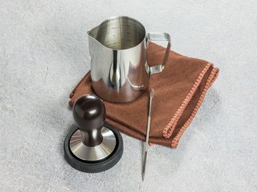 Buddy's Barista-Set Buddy´s Bar - Barista Edition, Premium, Milchkännchen 0,35 l, Kaffeestempel,Tamper, Kaffeenadel, Handtuch