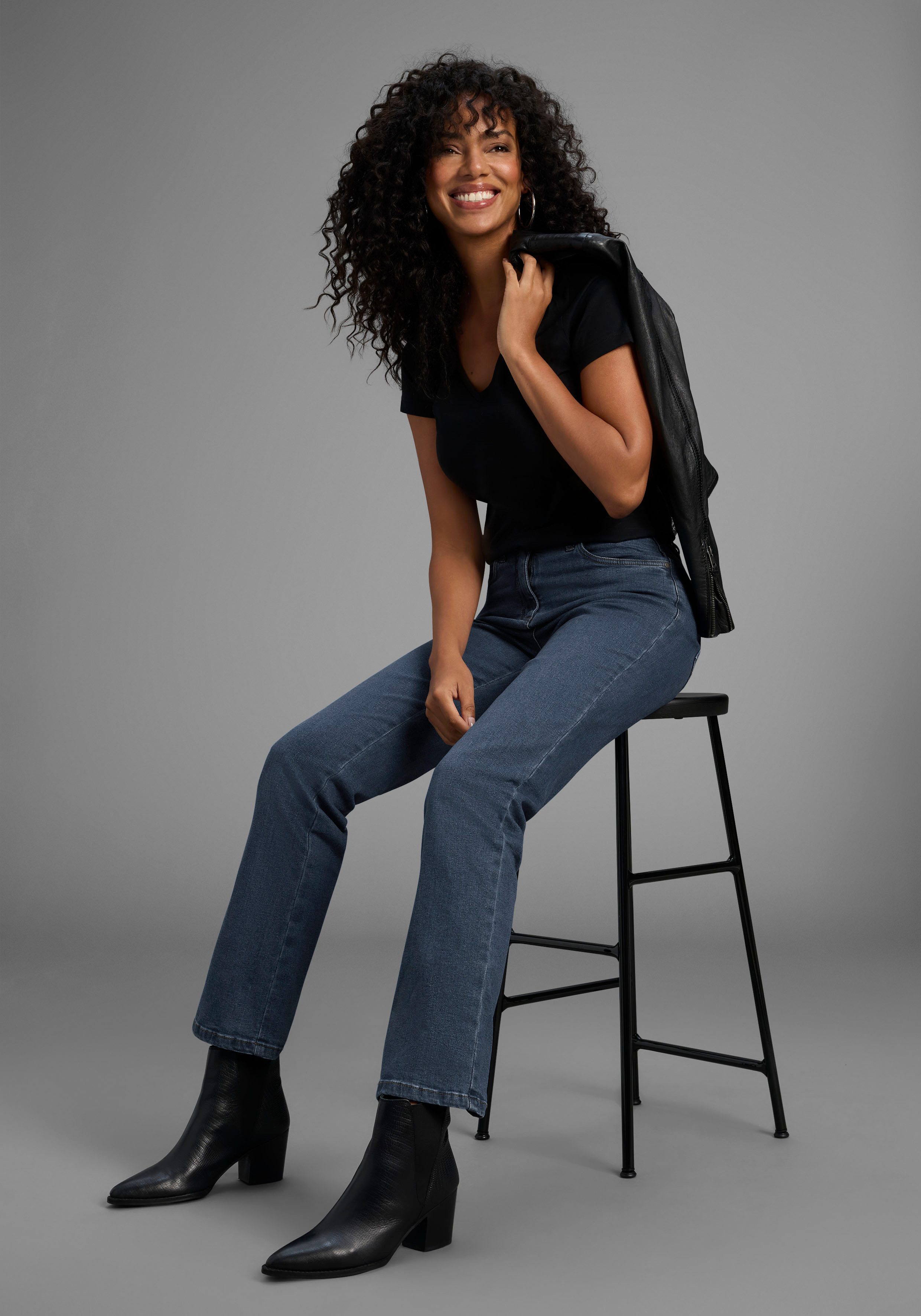 Arizona Gerade Jeans Annett bequeme Passform, 5-Pocket-Style, hohe Taille – Bild 4 von 5