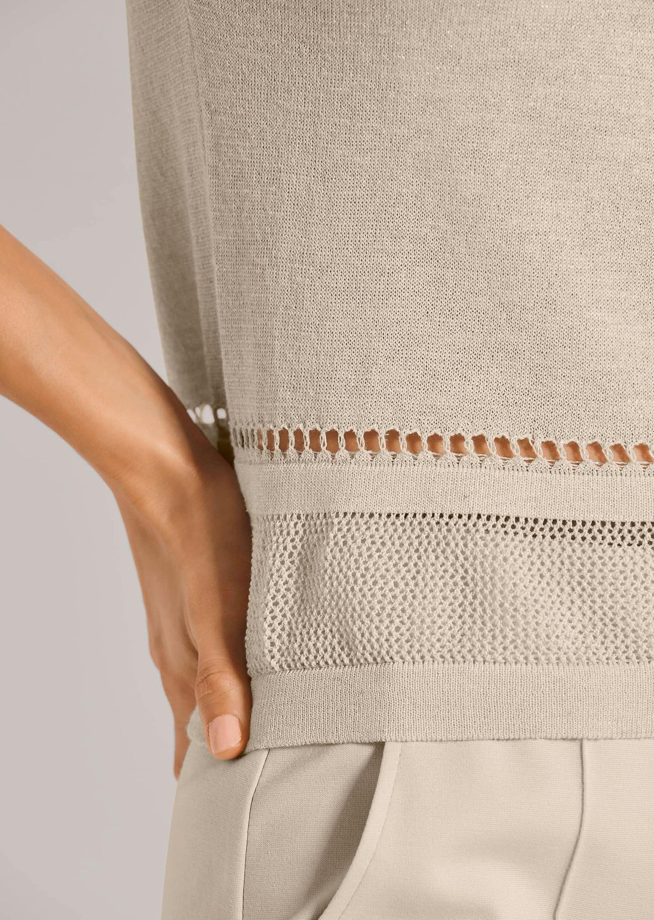 MADELEINE Strickpullover Kurzarm-Pullover mit Glanz-Effekt