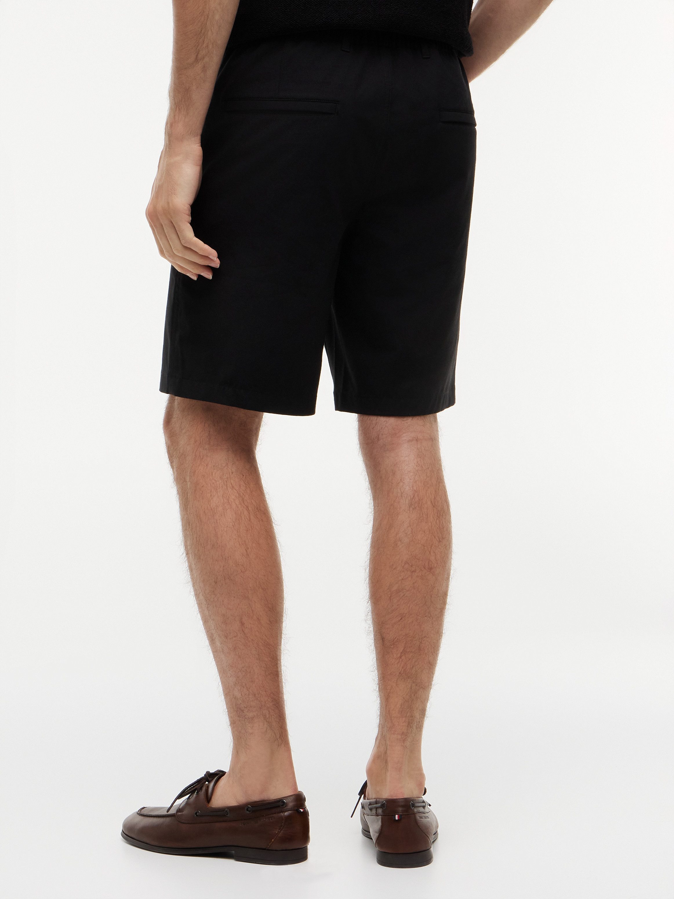 Tommy Hilfiger Chinoshorts DOVER mit Flag-Stickerei