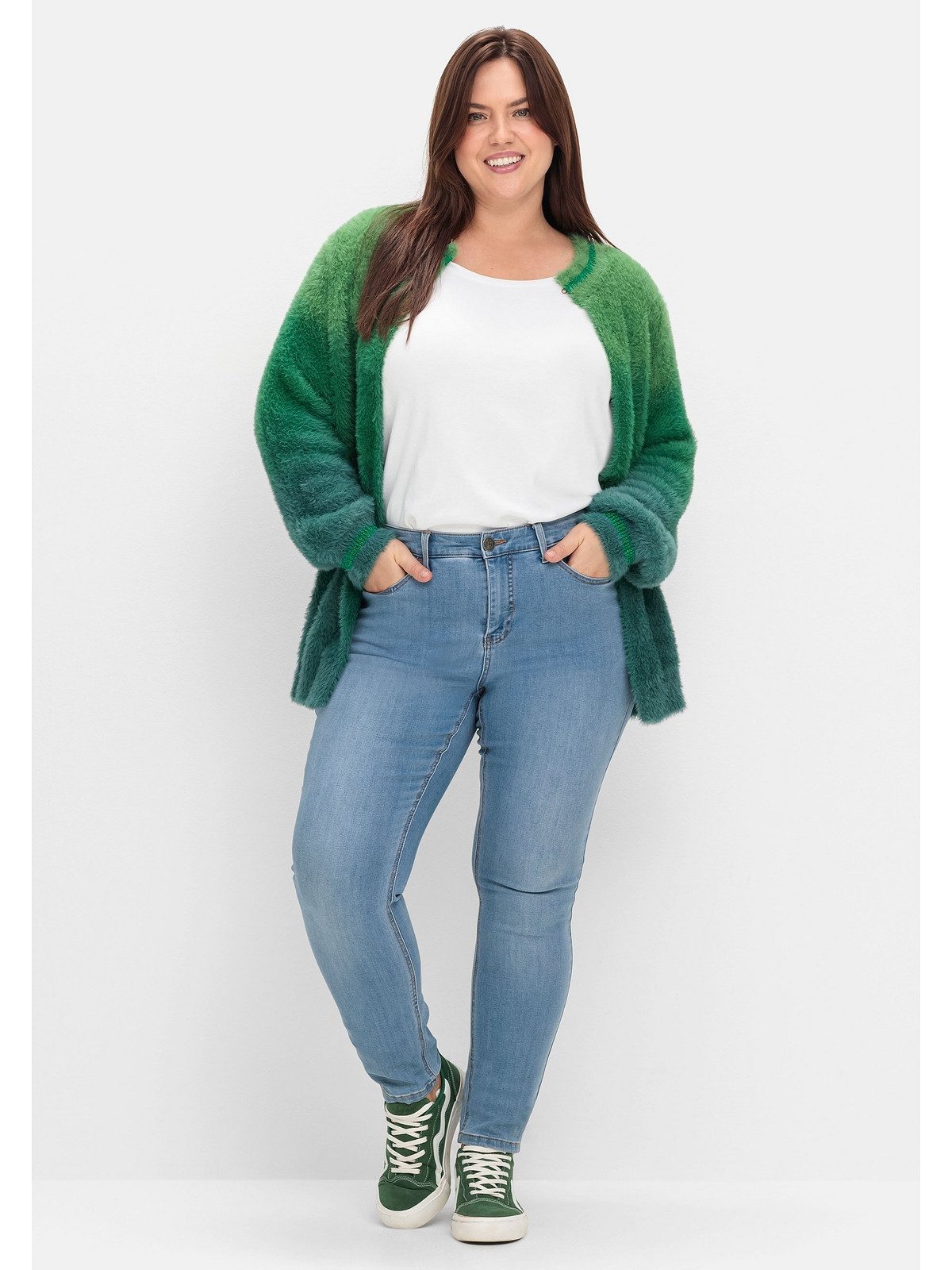 sheego by Joe Browns Strickjacke Große Größen im Farbverlauf, aus Flausch-Garn