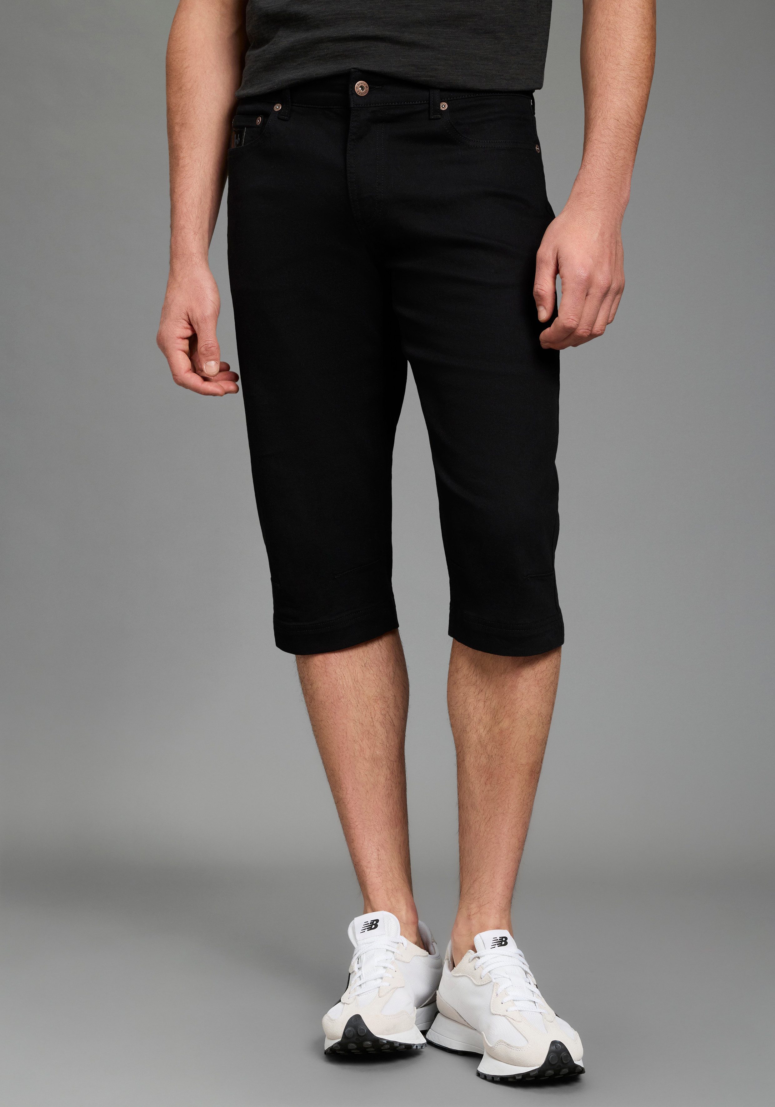 Bruno Banani Jeansbermudas Hutch-Bermuda Straight-Fit, normale Leibhöhe, aus elastischem Denim-Material