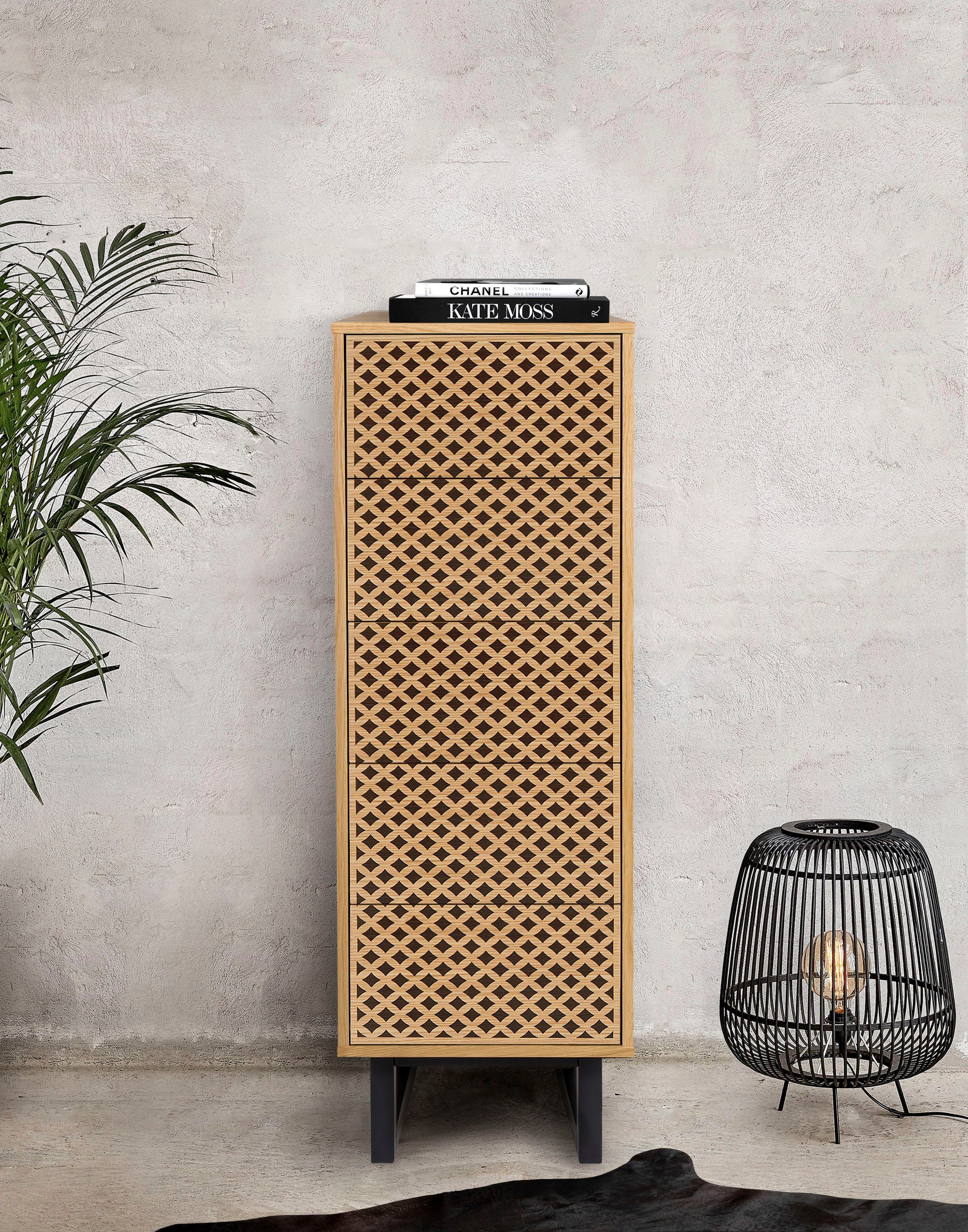 Woodman Hochkommode, im skandinavischen Design, mit besonderem Print, FSC®