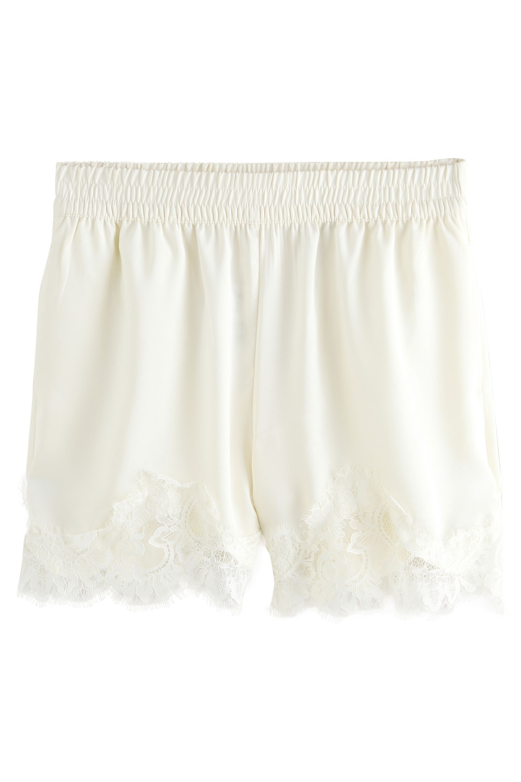 Next Shorts Satin-Shorts mit Spitzenbesatz (1-tlg)