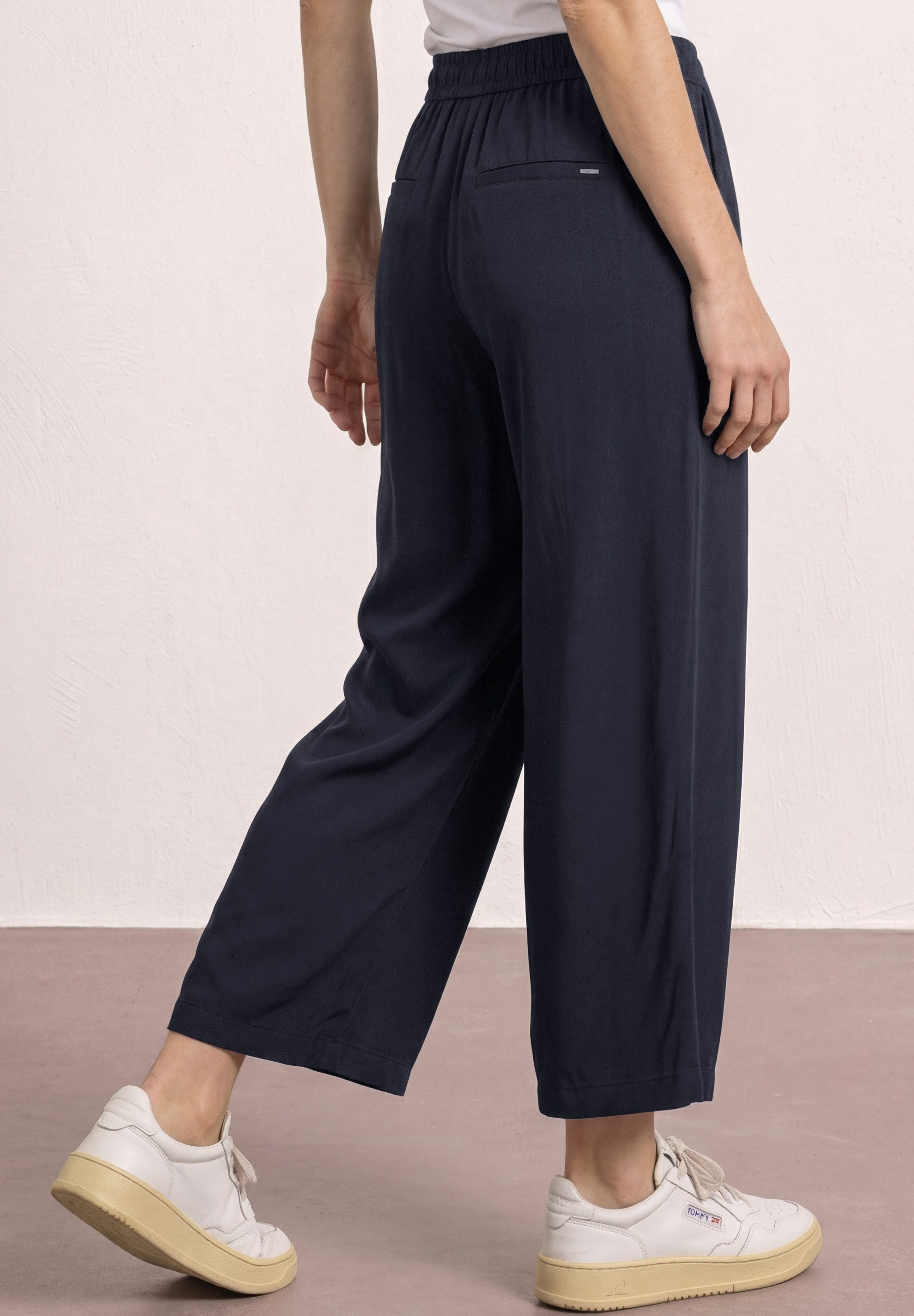 STREET ONE Stoffhose Style Emee 3/4-Sommerhose mit elastischem Bund und Tunnelzug