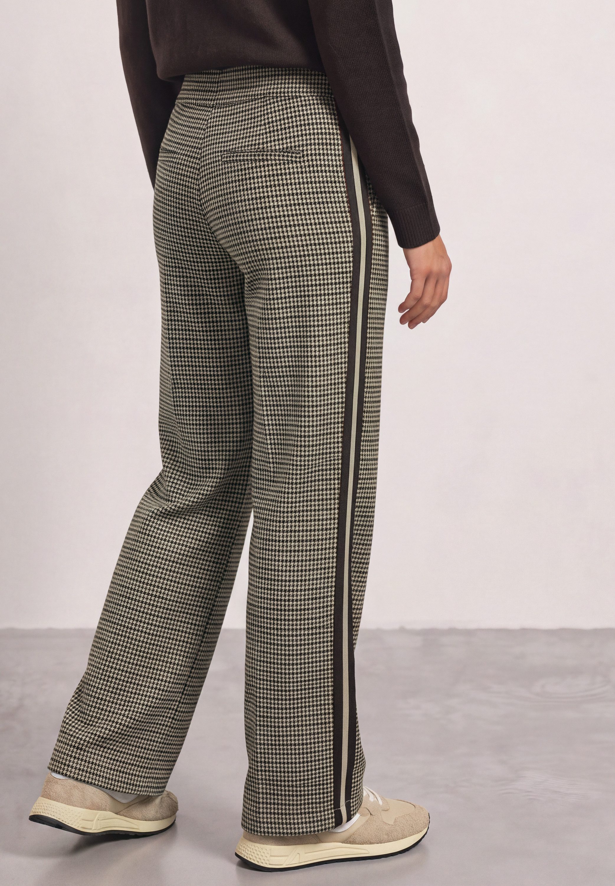 STREET ONE Stoffhose mit Wide Legs – Bild 2 von 5