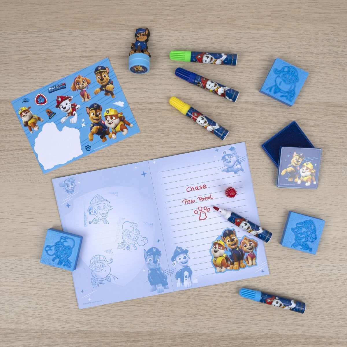 PAW PATROL Kreativset Paw Patrol Mega-Kreativ-Box Mit Stempelkissen, Fasermalern