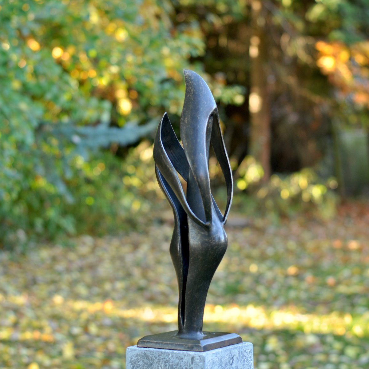klein Bronzeskulptur Gartenfigur Liebespaar Harmonie", bronZartes "Abstraktes