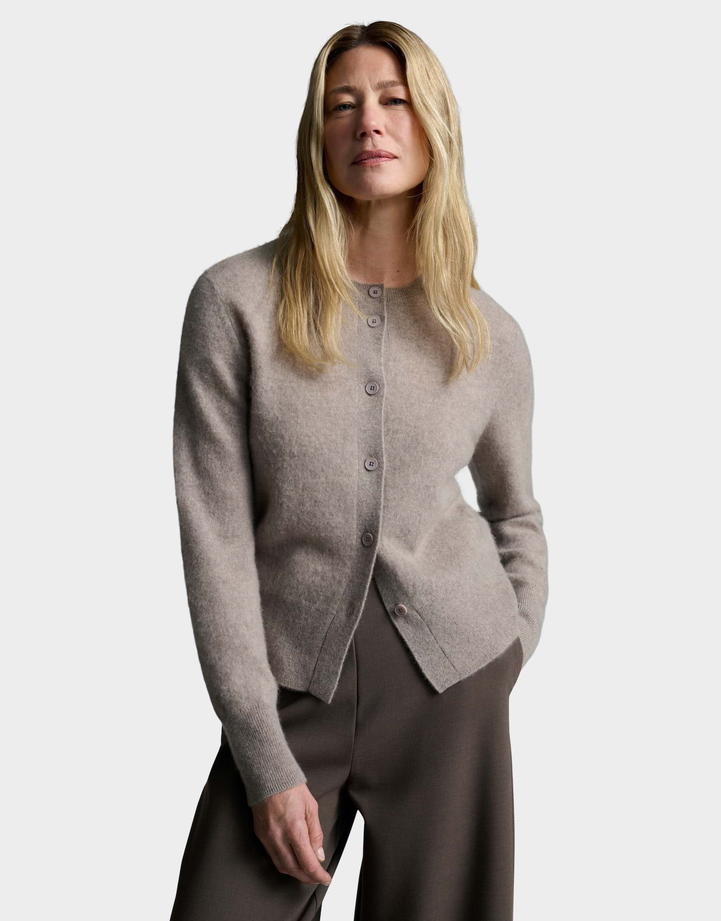 someday Strickjacke Telora aus reinem Kaschmir Leicht verkürzter, gerader Schnitt mit gebürsteter Oberfläche