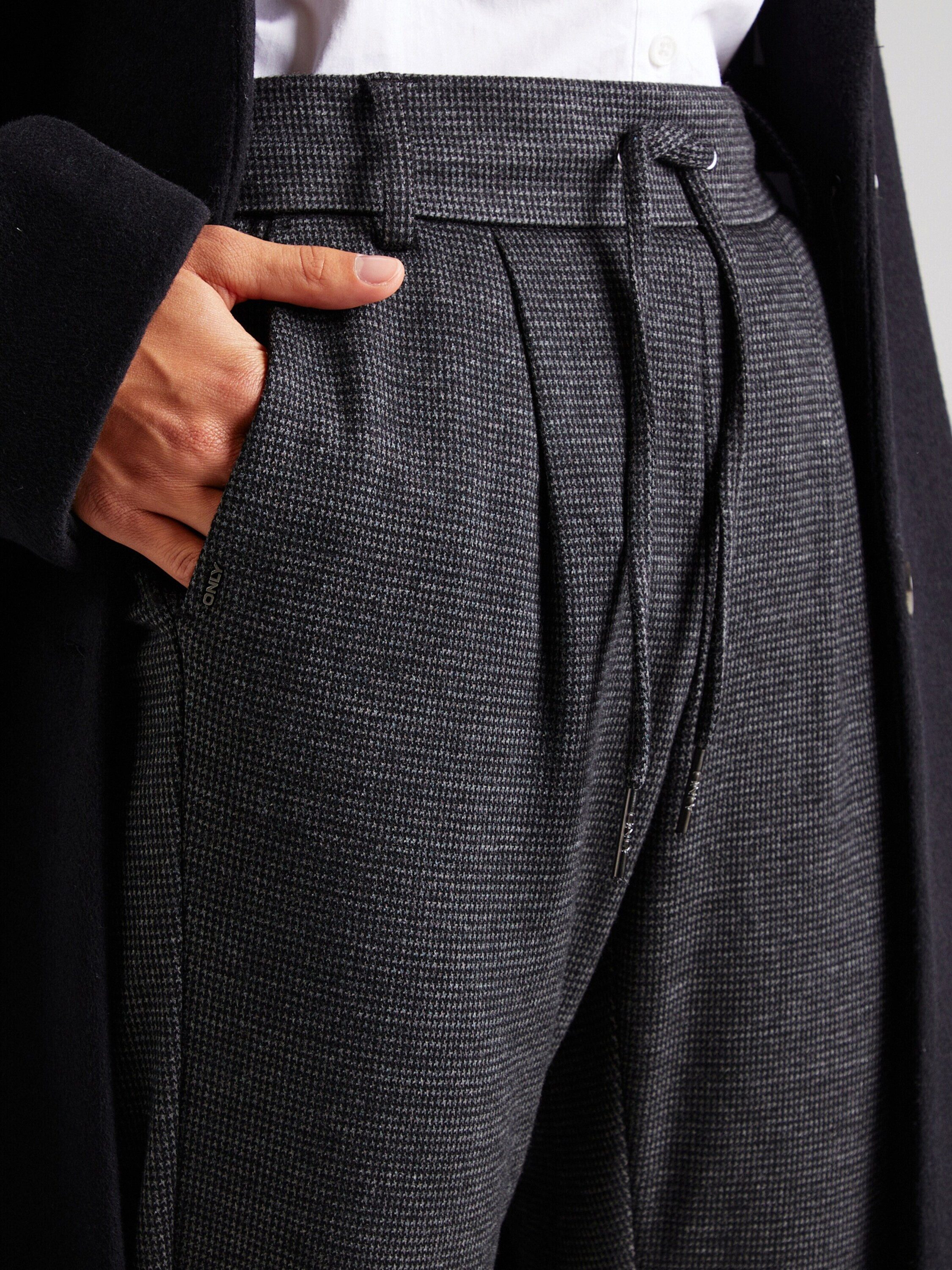 ONLY Bundfaltenhose ONLPOPTRASH-GOZI (1-tlg) Falten