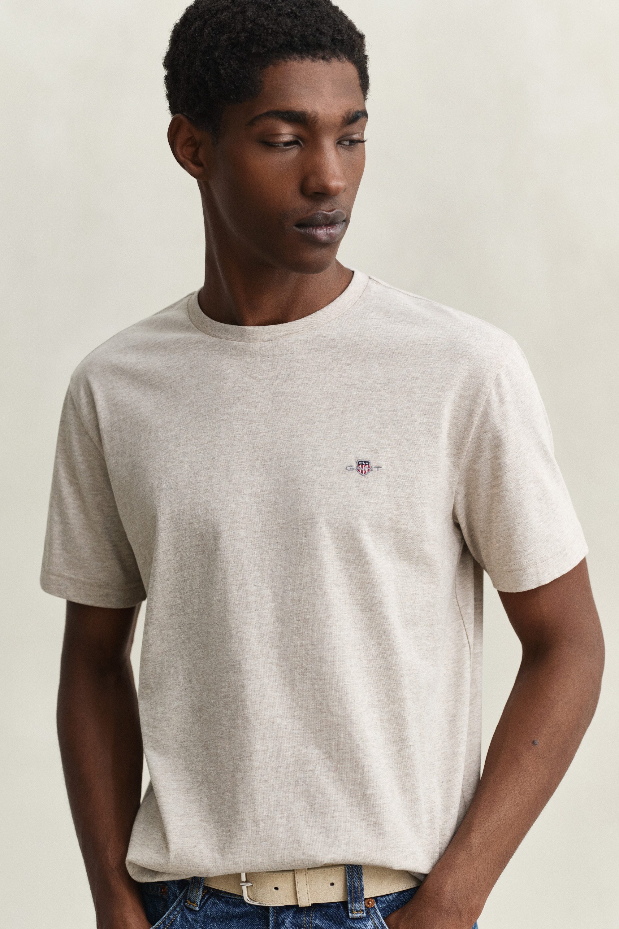 Gant T-Shirt REG SHIELD SS T-SHIRT mit Logostickerei auf der Brust günstig online kaufen