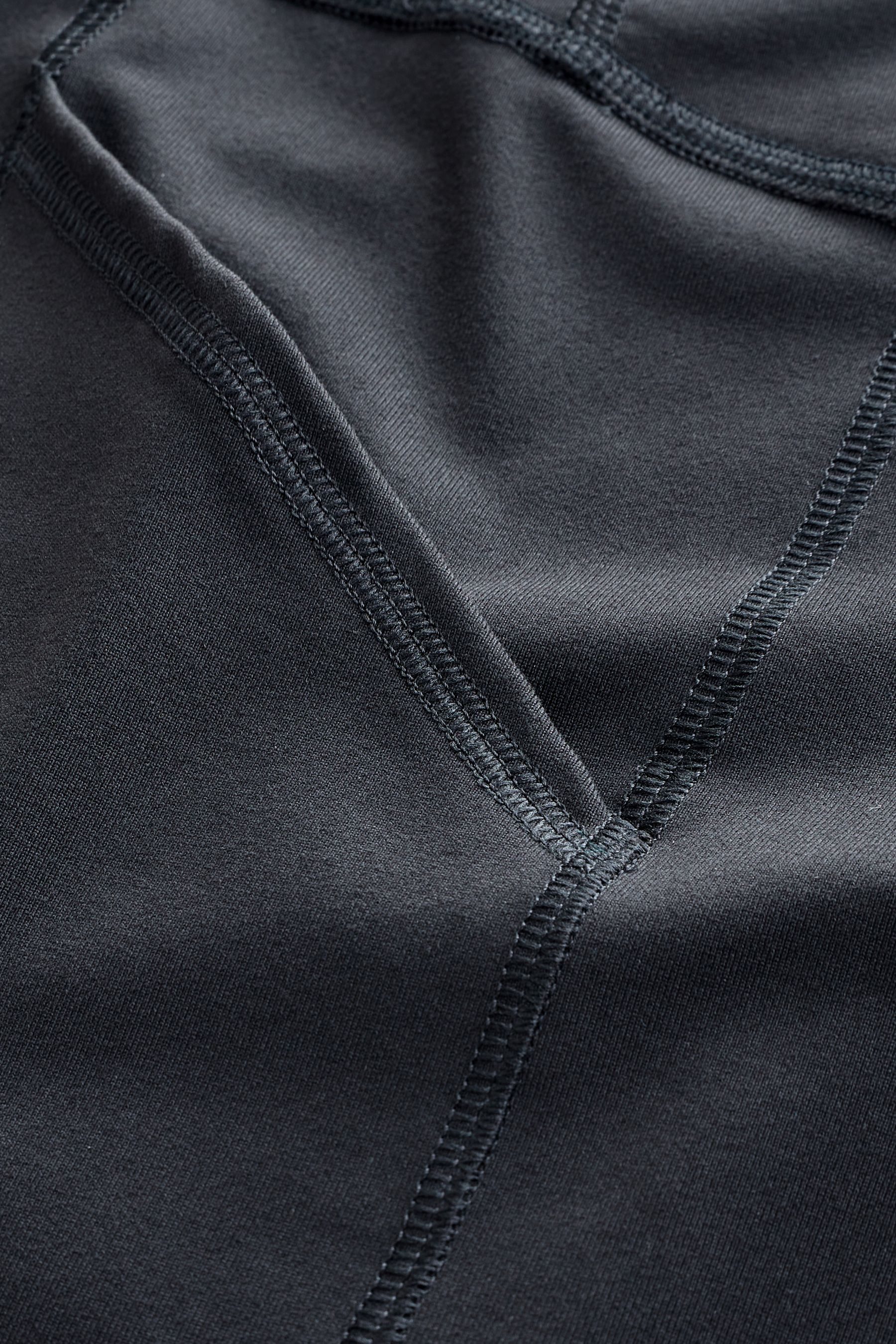 Next Funktionsshorts Active Figurformende Shorts mit Taschen (1-tlg)
