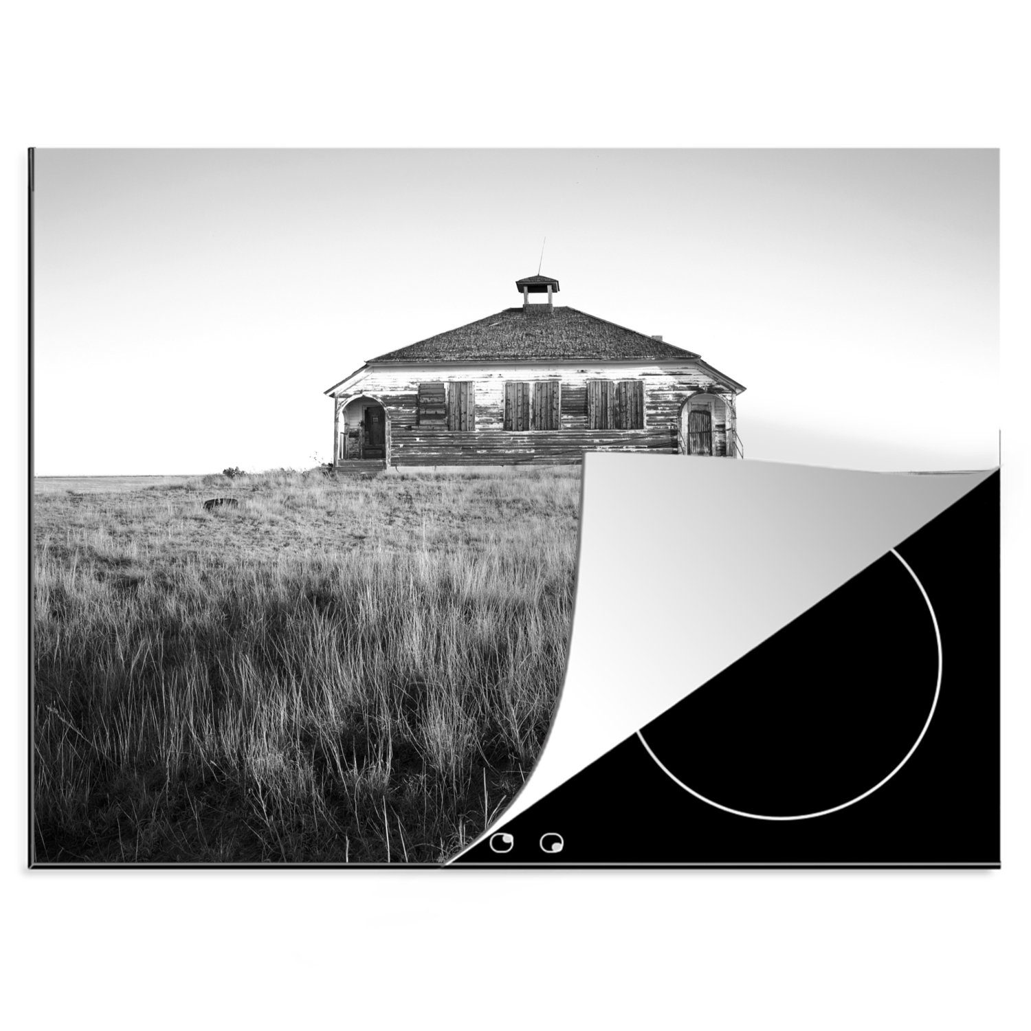 MuchoWow Herdblende-/Abdeckplatte Verlassenes Gebäude in Colorado - schwarz und weiß, Vinyl, (1 tlg), 70x52 cm, Mobile Arbeitsfläche nutzbar, Ceranfeldabdeckung