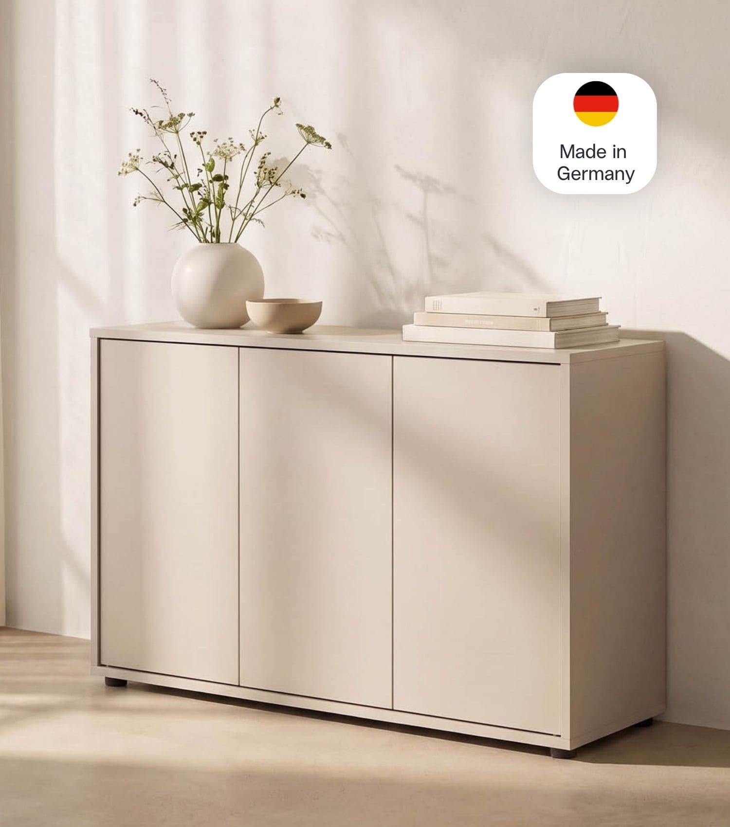 mokebo Sideboard 'Horizon' Holz Kommode Push-to-Open Türen Schrank (73x103 cm, mit Einlegeböden), Made in Germany, Kommode Beige, Beistellschrank, Anrichte in Kaschmir