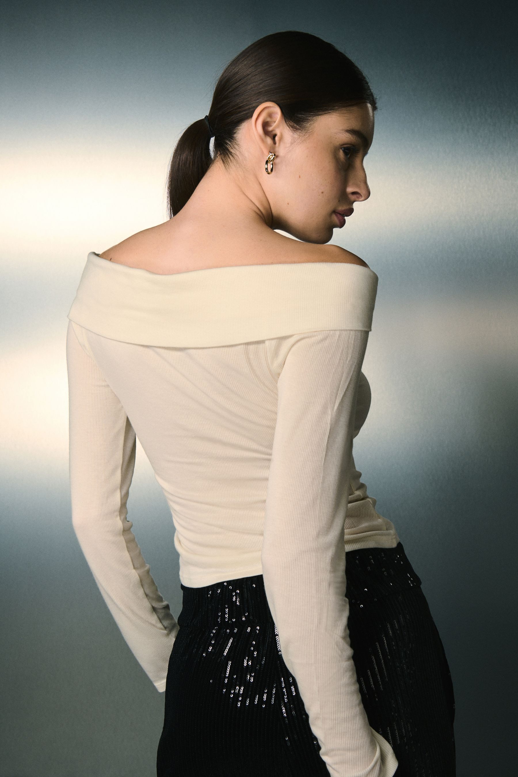 Next Blusenshirt Schulterfreies Langarmoberteil mit Lyocell (1-tlg)