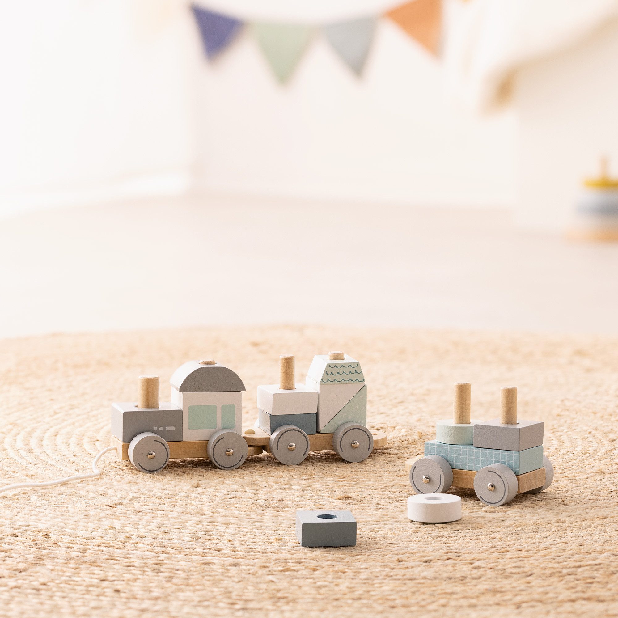 Navaris Holzzug Spielzeug für Mädchen und günstig online kaufen