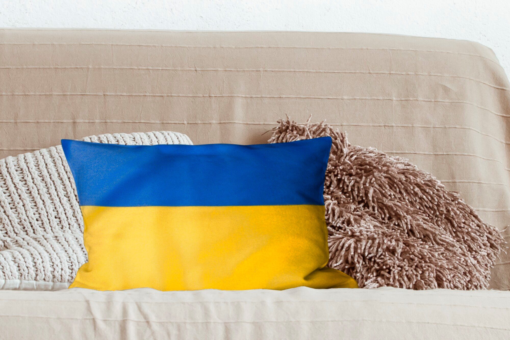mit Ukraine, Zierkissen, Flagge MuchoWow der Nahaufnahme Dekokissen Füllung, Schlafzimmer Dekokissen Dekoration, der Wohzimmer