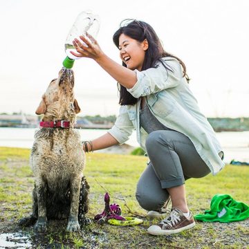 kurgo Hundematratze Flaschenaufsatz Mud Dog Shower grün