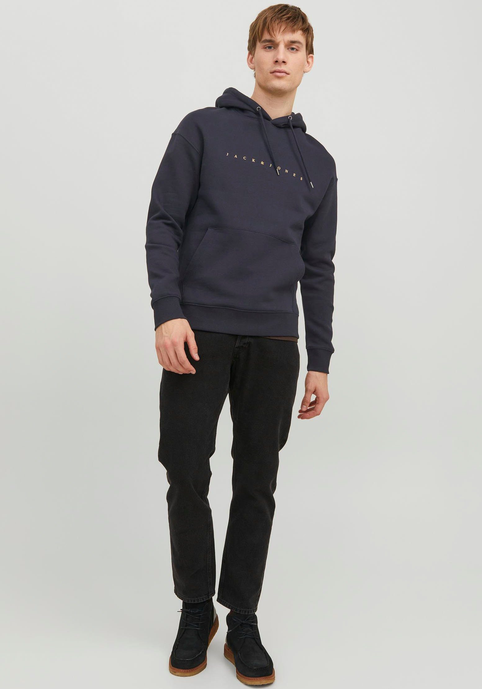 Jack & Jones Kapuzensweatshirt JJESTAR mit 3D-Print und Kapuze für vielseitige Anlässe mit 3d-Print. Reduzierter Preis € 25,99. Unverbindliche Preisempfehlung € 39,99