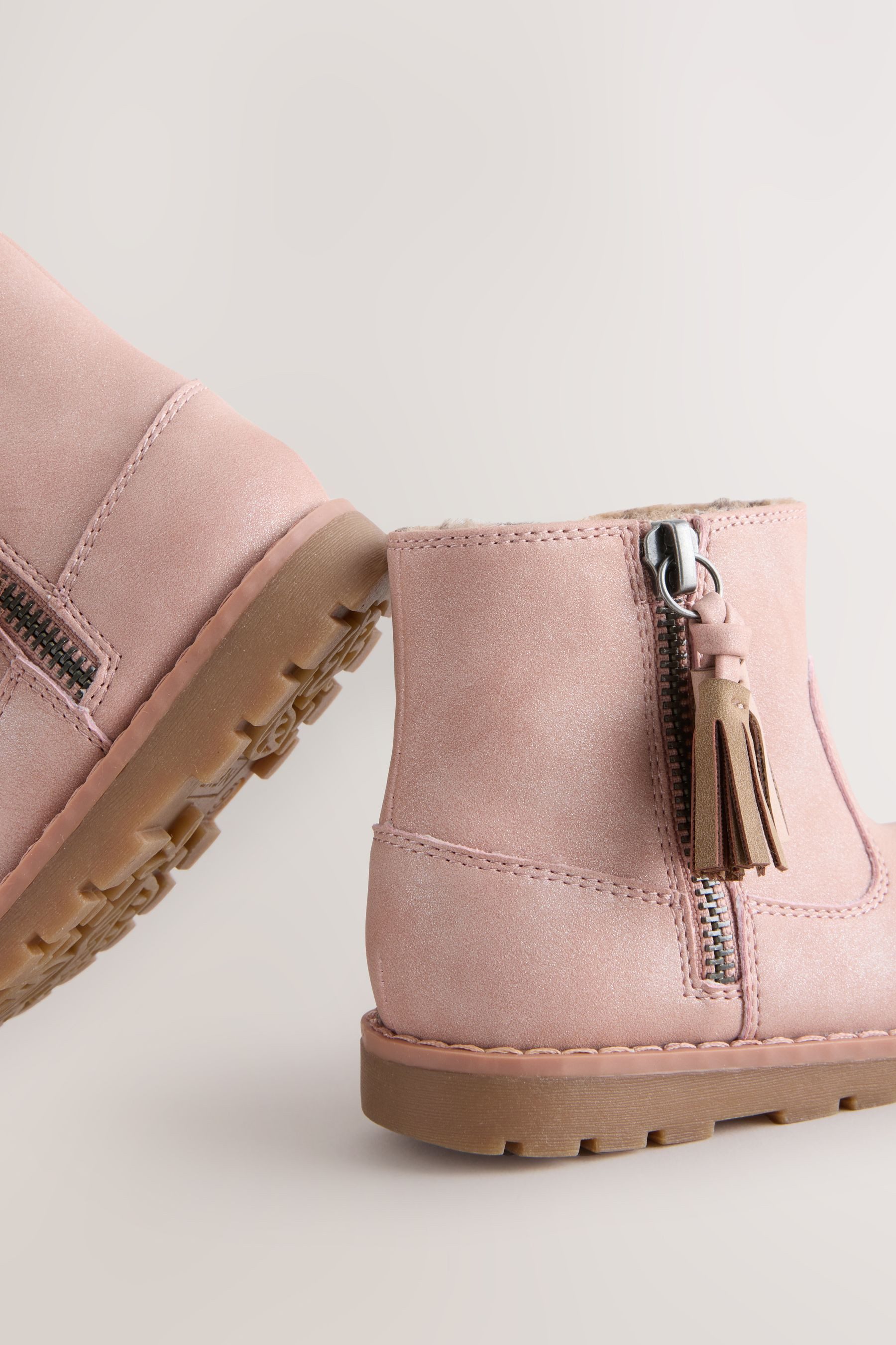 Next Chelseastiefel mit Quaste und Reißverschluss Stiefelette – Bild 4 von 5