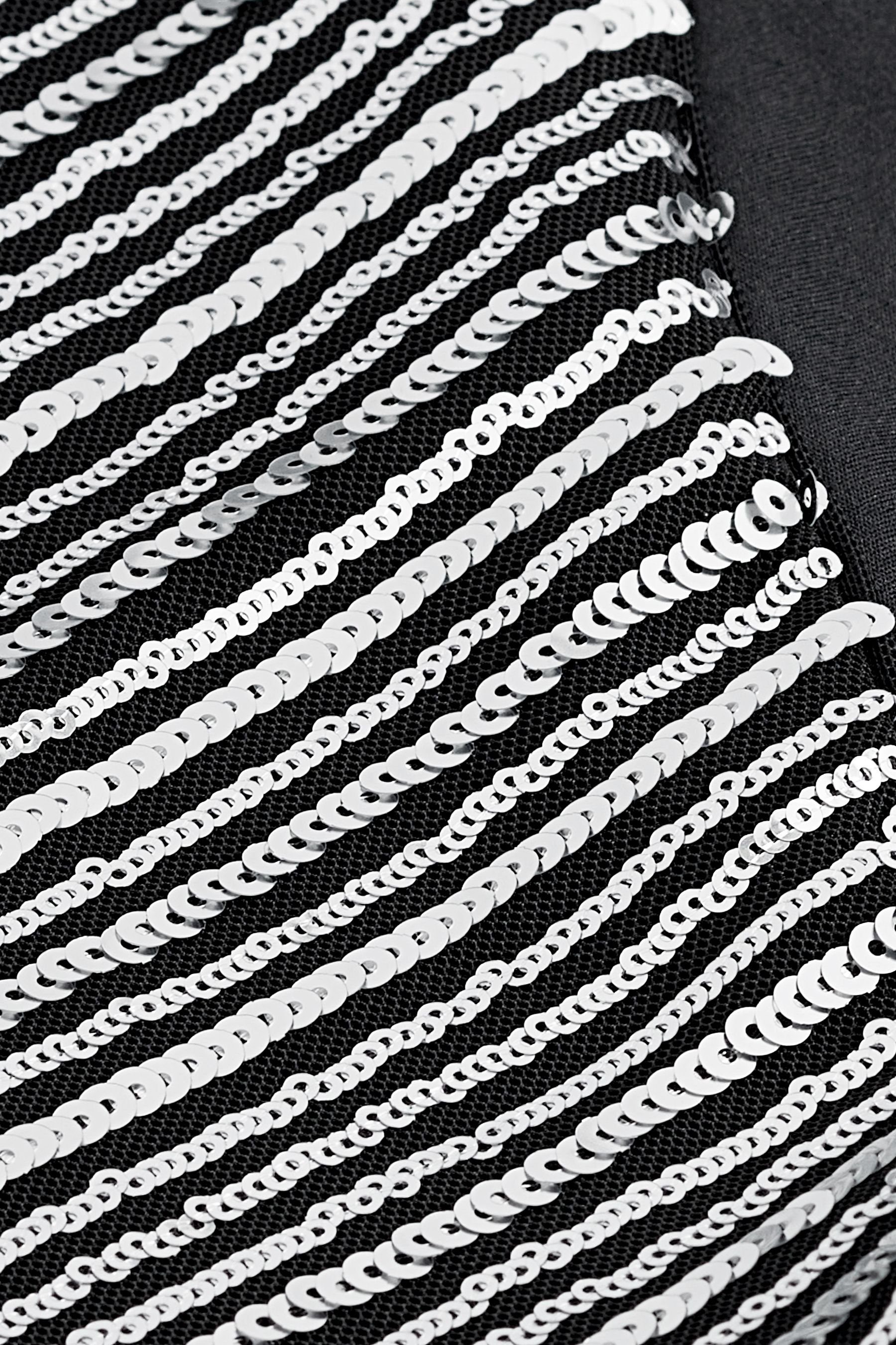 Next Paillettenshirt Asymmetrisches Langarmtop (1-tlg) Striped Pailletten Silver