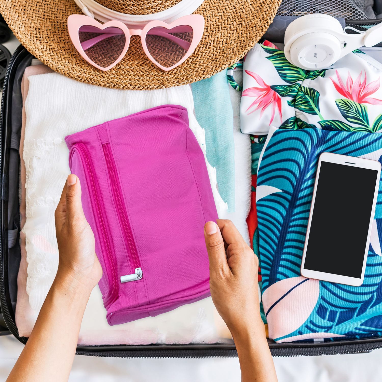 Intirilife Kosmetiktasche (Tragbare Kosmetiktasche in PINK), Koffer Kulturbeutel mit Tragegriff