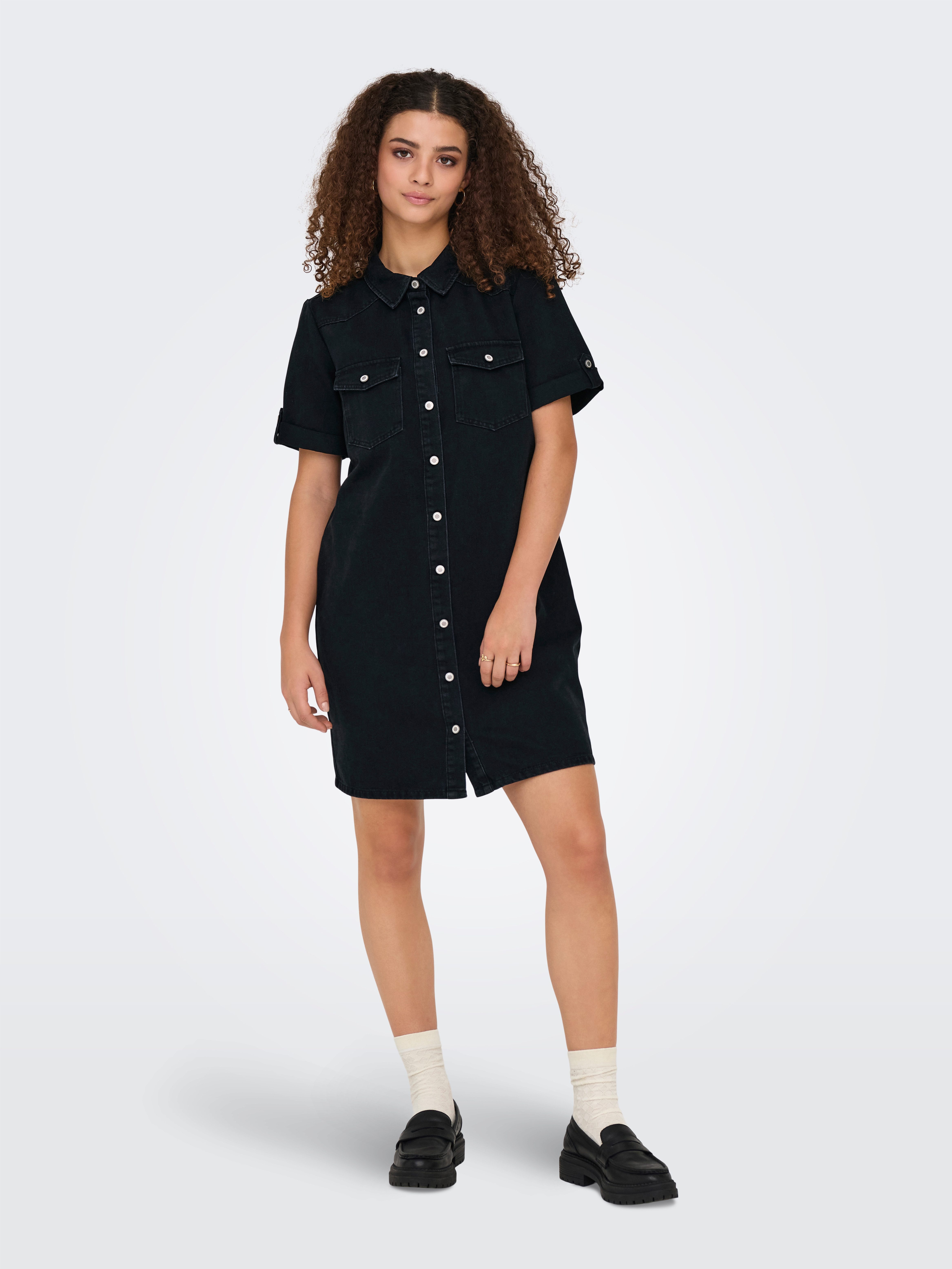 ONLY Jeanskleid ONLLISA – Denimkleid mit Knopfleiste und Brusttaschen Baumwollmischung