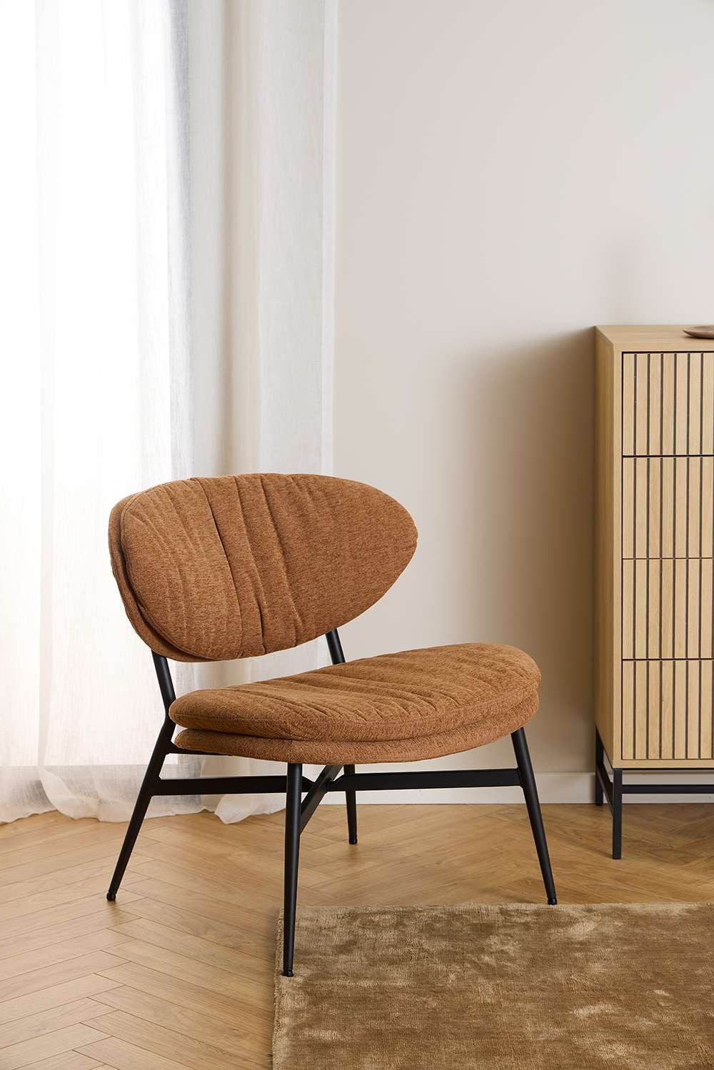 ACTONA GROUP Loungesessel Burma, Terracotta Stoff, schwarze Stahlbeine, Sitzhöhe: 43 cm