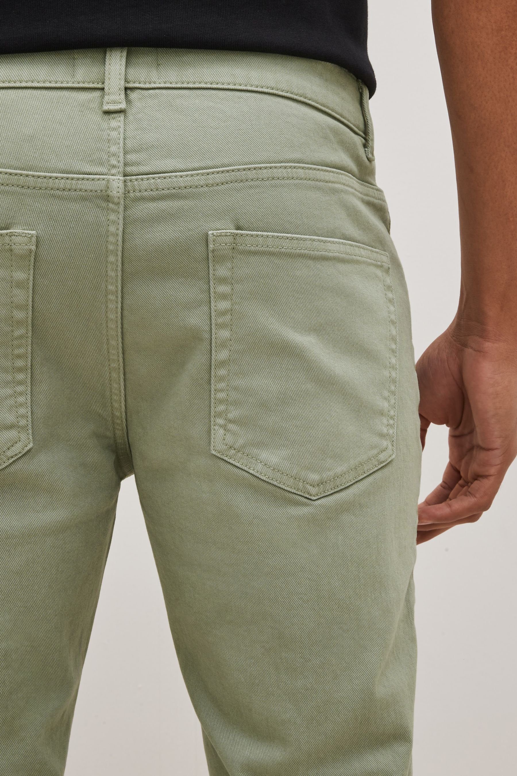 Next Slim-fit-Jeans Essential Slim Fit Green mit (1-tlg) Jeans Stretch Light