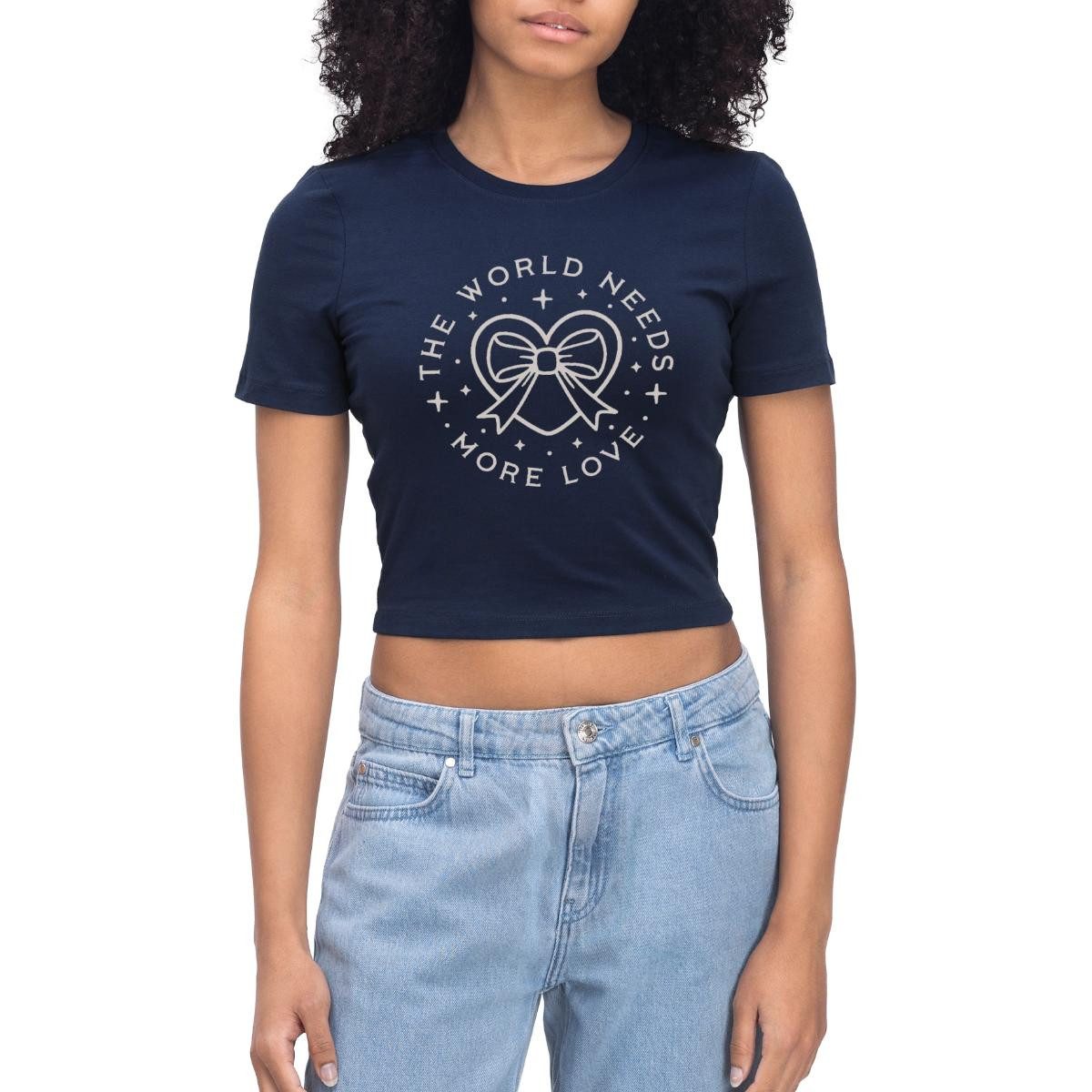 T-Shirt The World Needs More Love Crop Top
