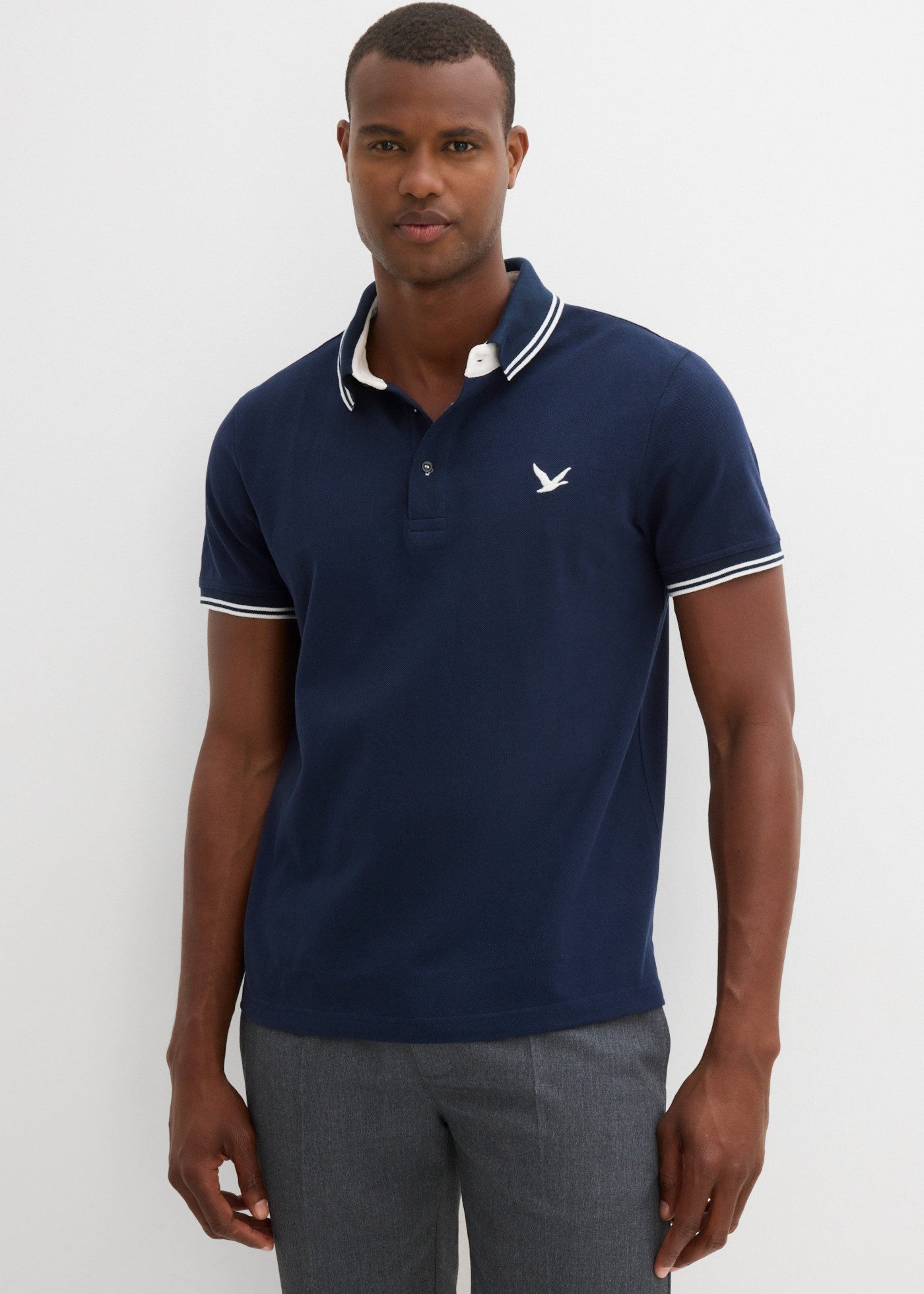 bonprix Poloshirt aus Baumwolle, mit Polokragen, Kurzarm-Design, Regular Fit