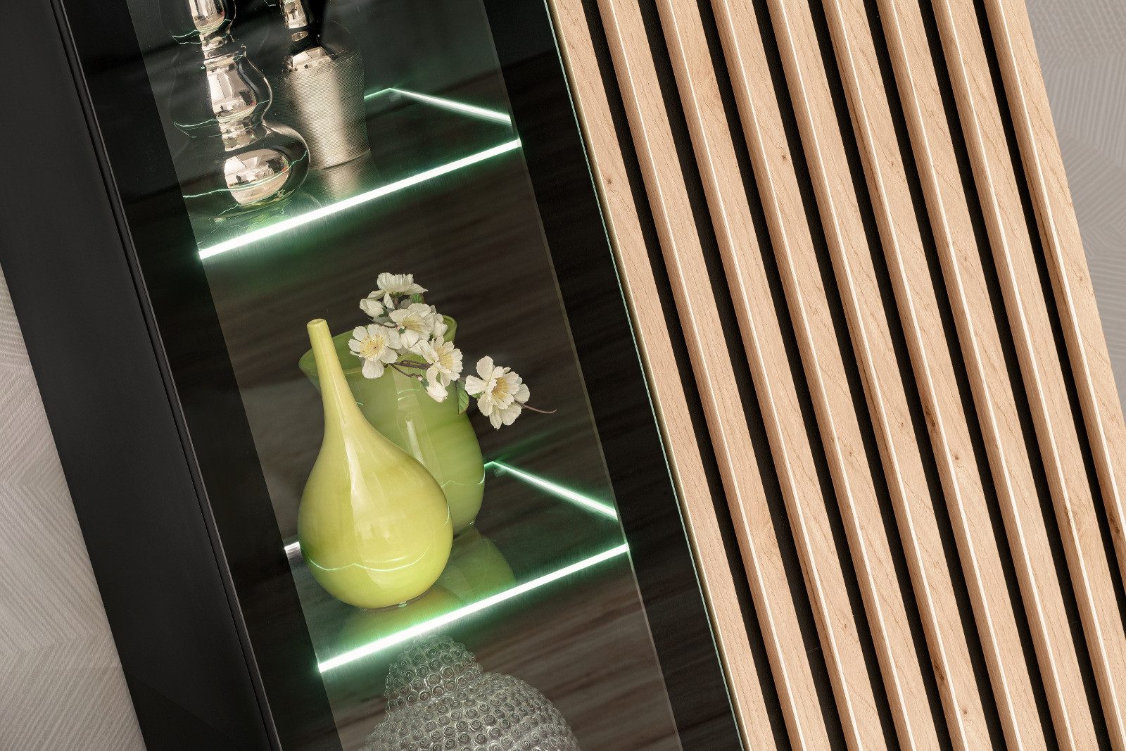 Furn.Design Wohnwand Morgan, (in schwarz matt mit Eiche Lamellen, 4-St., 35 günstig online kaufen