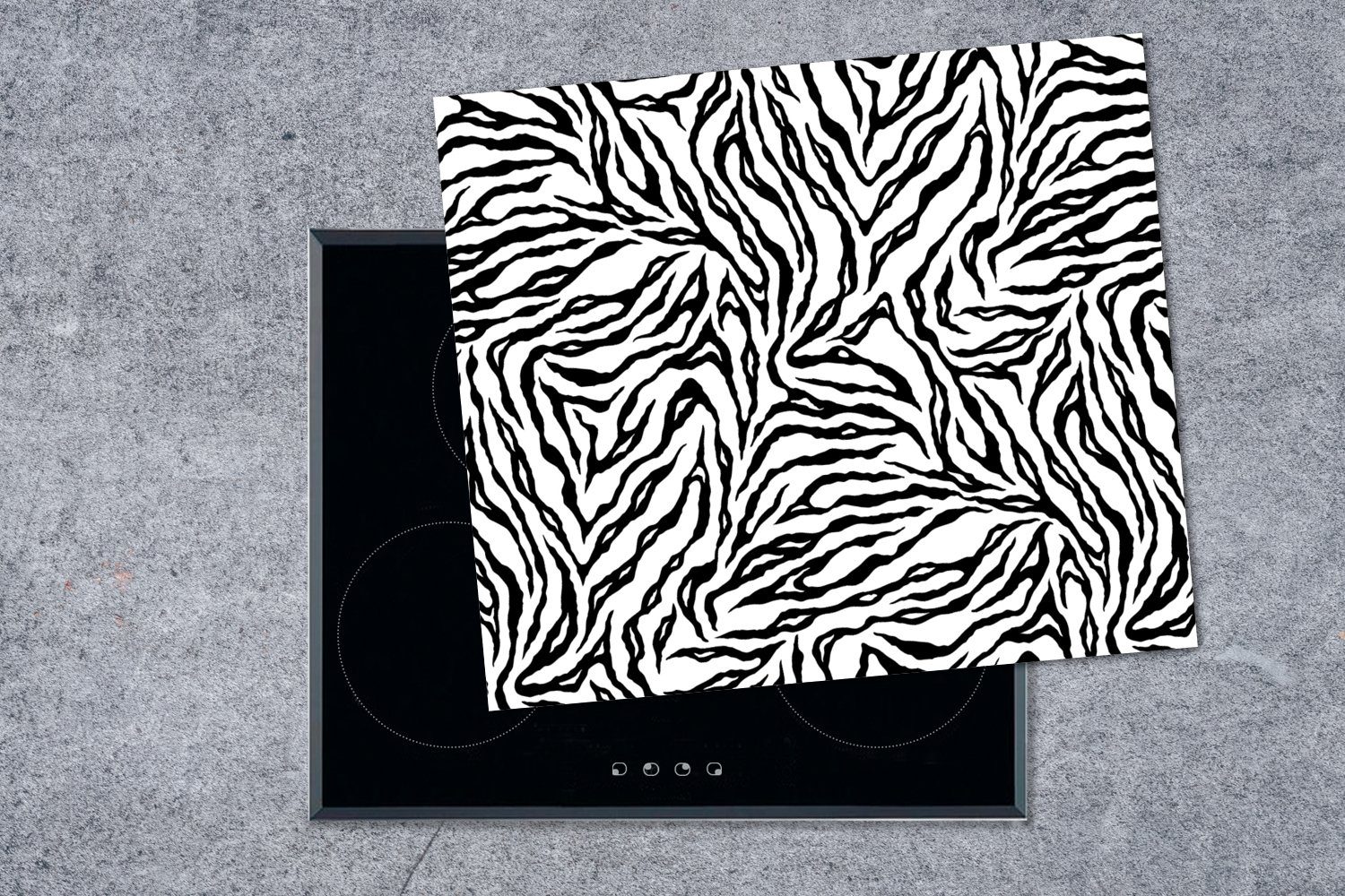 MuchoWow Herdblende-/Abdeckplatte Tigerdruck - Arbeitsfläche Ceranfeldabdeckung cm, Tiere Vinyl, (1 60x52 - Muster, Weiß Mobile - tlg), nutzbar, Schwarz 