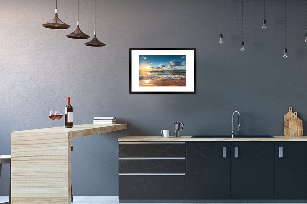 Strand Sonnenuntergang, MuchoWow Meer (1 Schwarzem Poster - - Poster, mit Kunstdruck, Rahmen, St), Bilderrahmen Gerahmtes