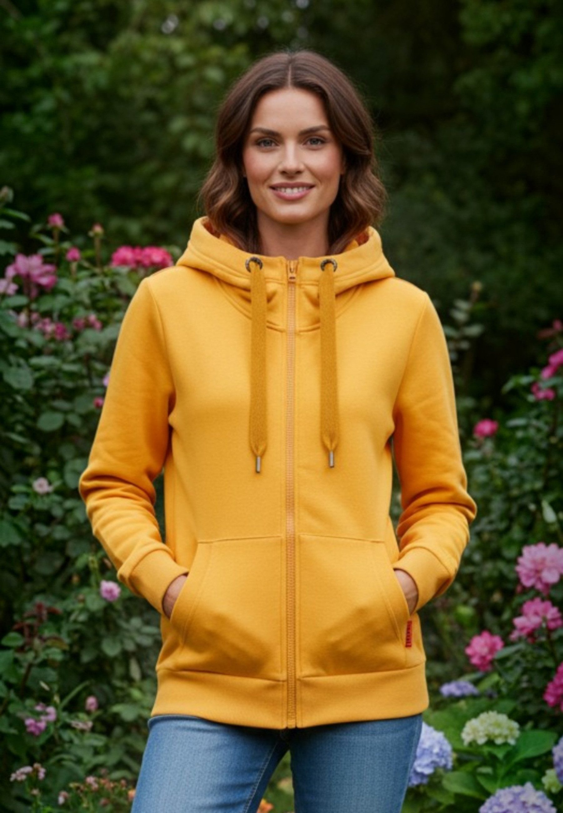 salzhaut Sweatjacke SÖÖTE Damen Tailliert komfortabler Fit, nordisch klar – entspannter Look mit Haltung