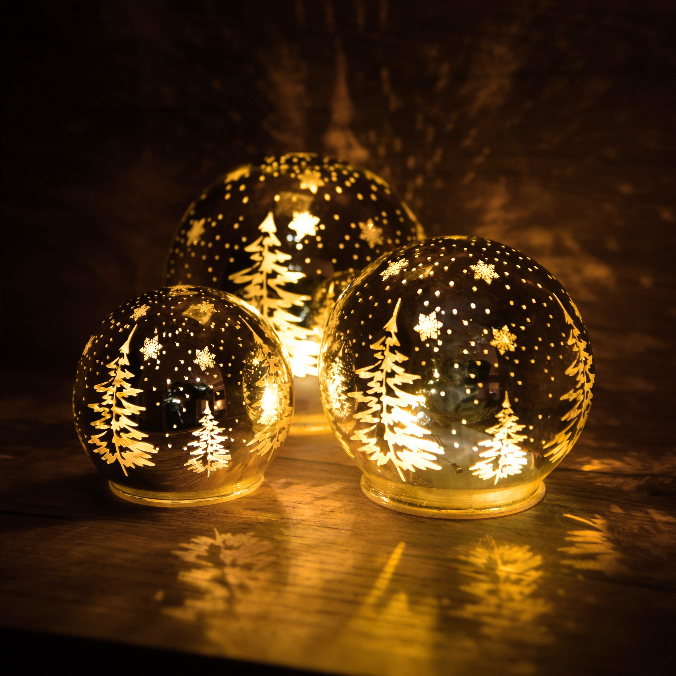 Spetebo LED Kugelleuchte LED Deko Kugel Winterlandschaft im 3er Set - Ø 10 günstig online kaufen