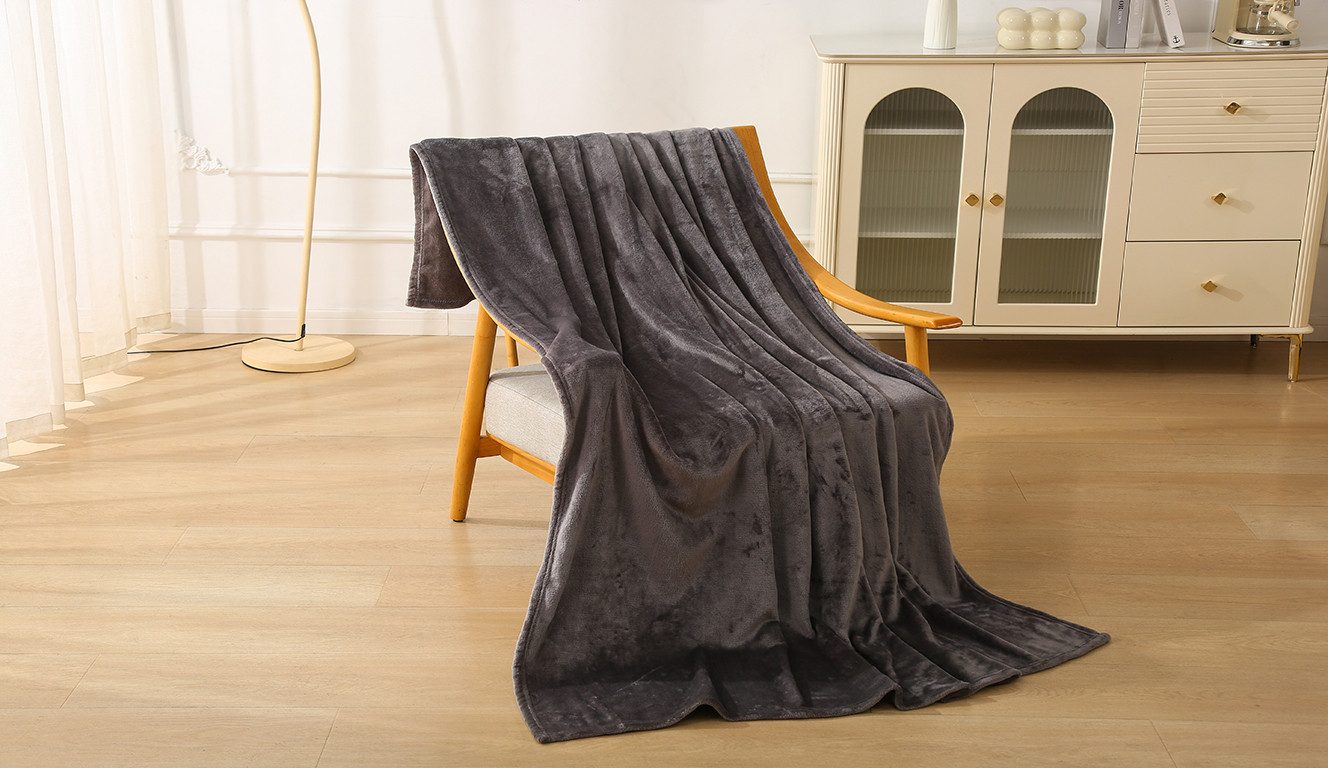 Wohndecke Tianna, weiche Kuscheldecke, TOPSELLER!, OTTO home, weiche Kuscheldecke,150x200cm, leicht & kompakt, pflegeleicht, premium – Bild 4 von 5