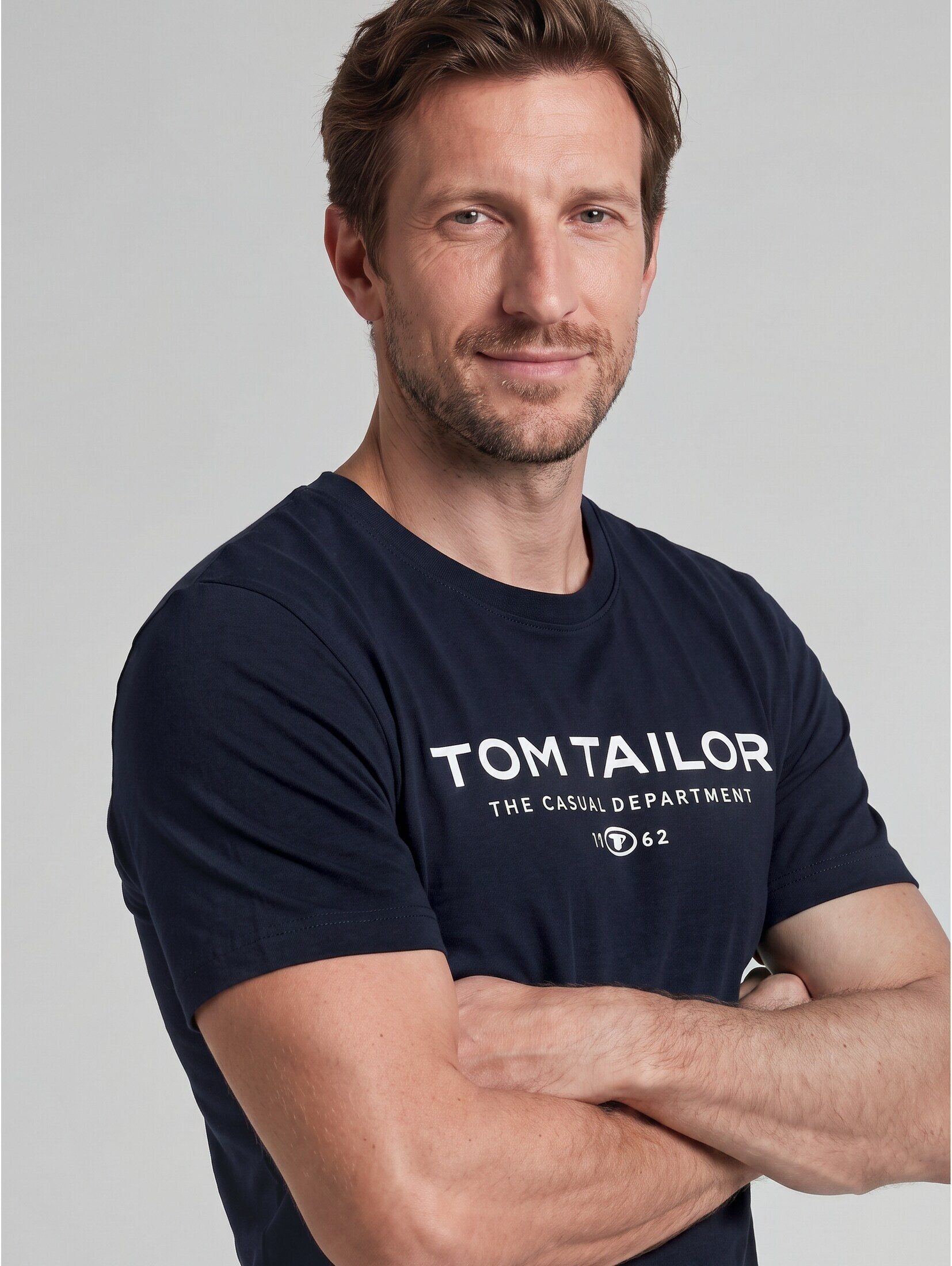 TOM TAILOR T-Shirt T-Shirt (im Einserpack) T-Shirt aus Baumwolle mit Logo-Print – Bild 4 von 5