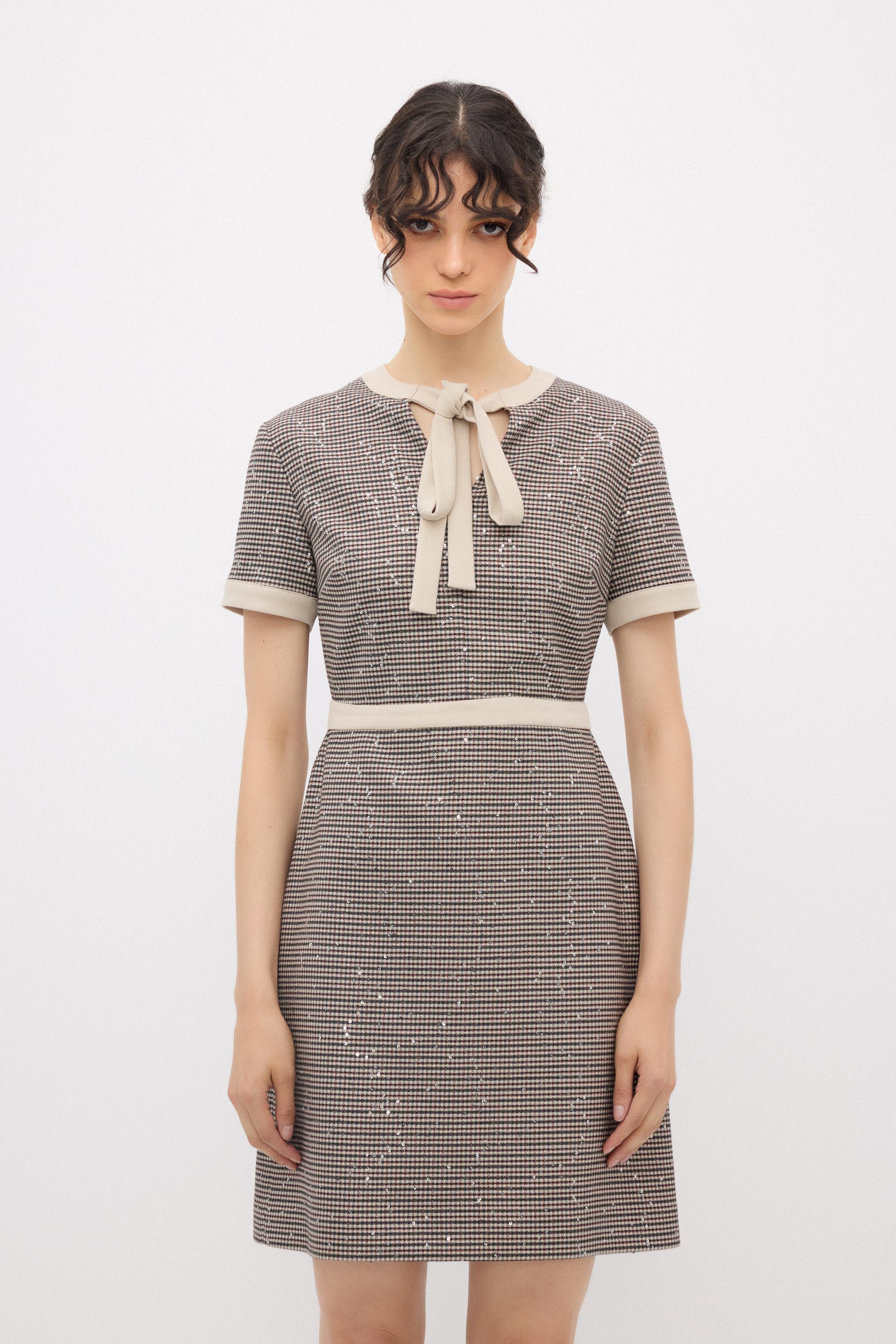 adL Minikleid Kleid mit Bindedetail