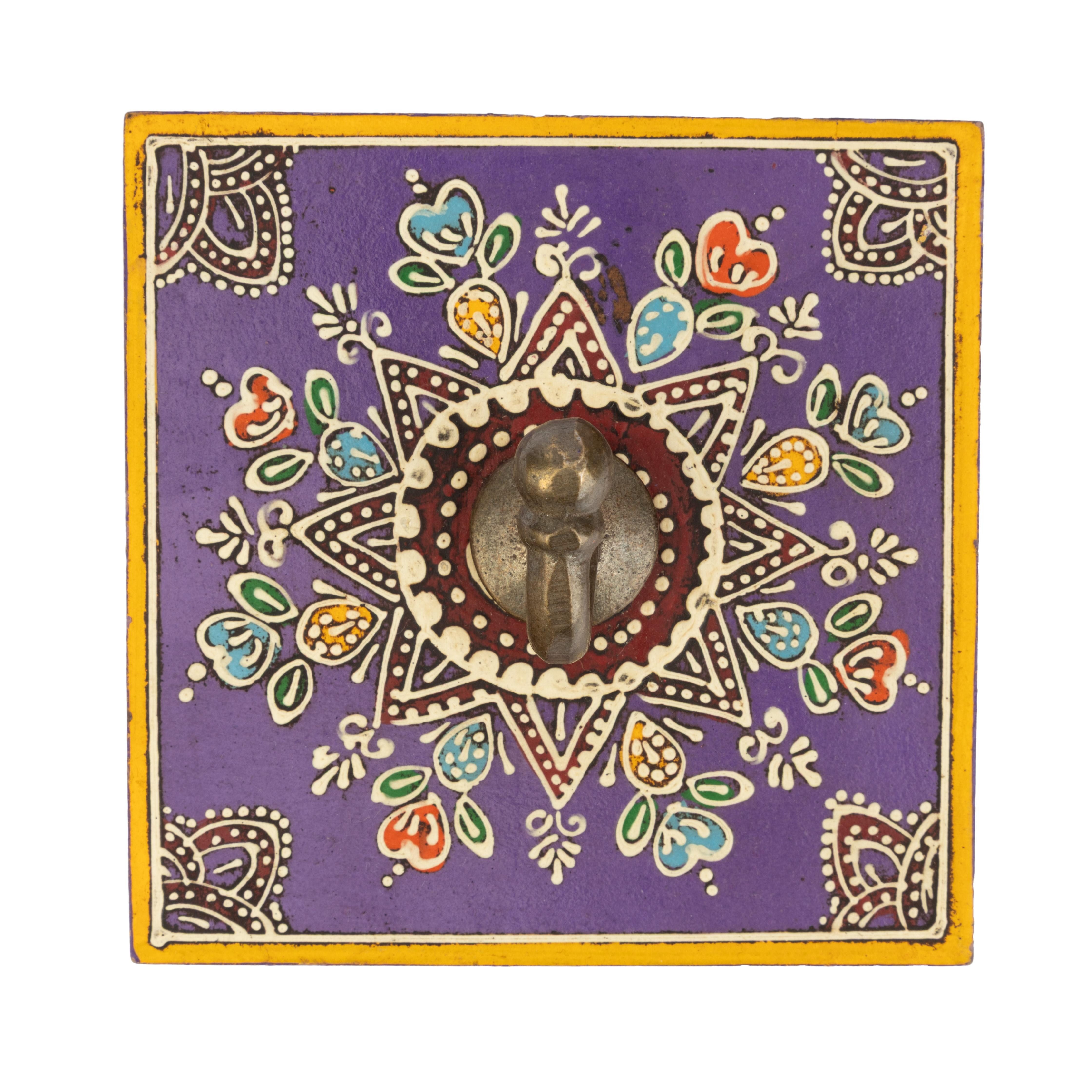 El Puente Garderobenhaken Garderobenhaken aus Holz in Lila mit Mandala, Handmade, Fair Trade