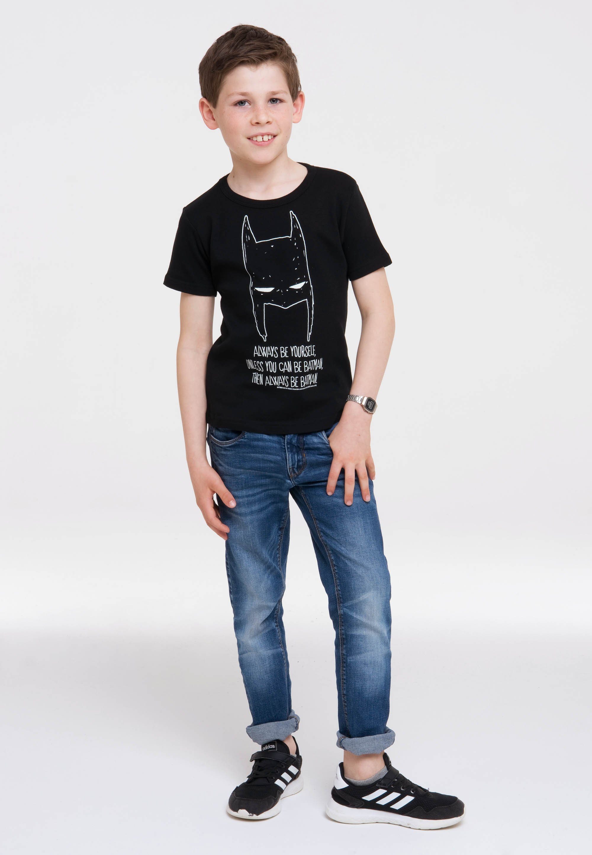 LOGOSHIRT T-Shirt DC - Batman - Always Be Yourself mit coolem Batman-Print